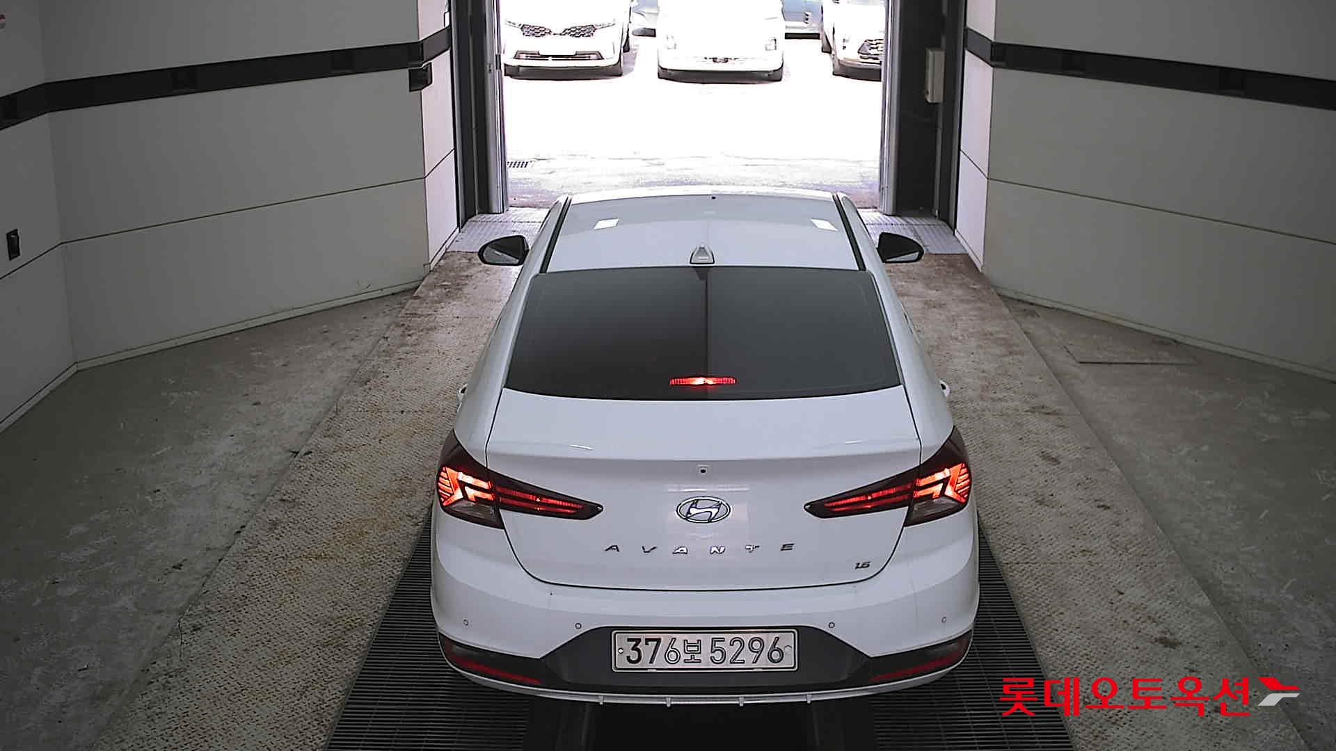 Hyundai Avante 2019 Белый из Кореи, фото 5