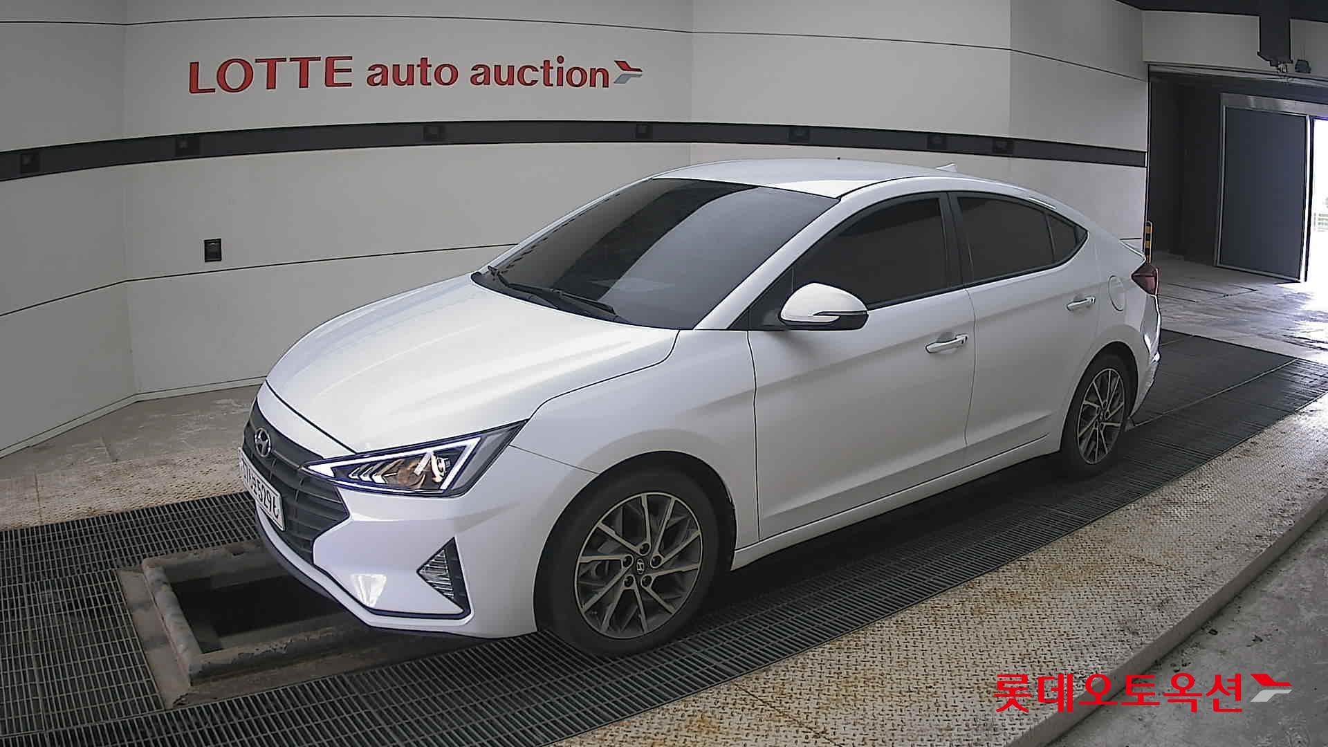 Hyundai Avante id 3822867 из Кореи 13