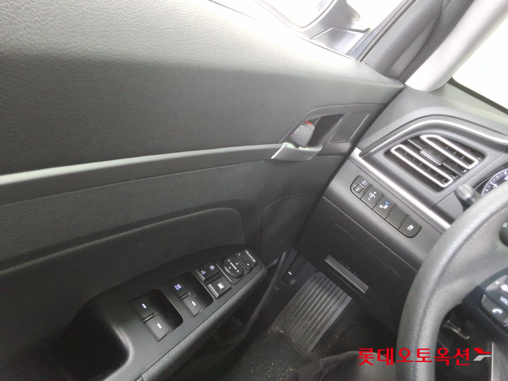 Hyundai Avante id 3822867 из Кореи 28