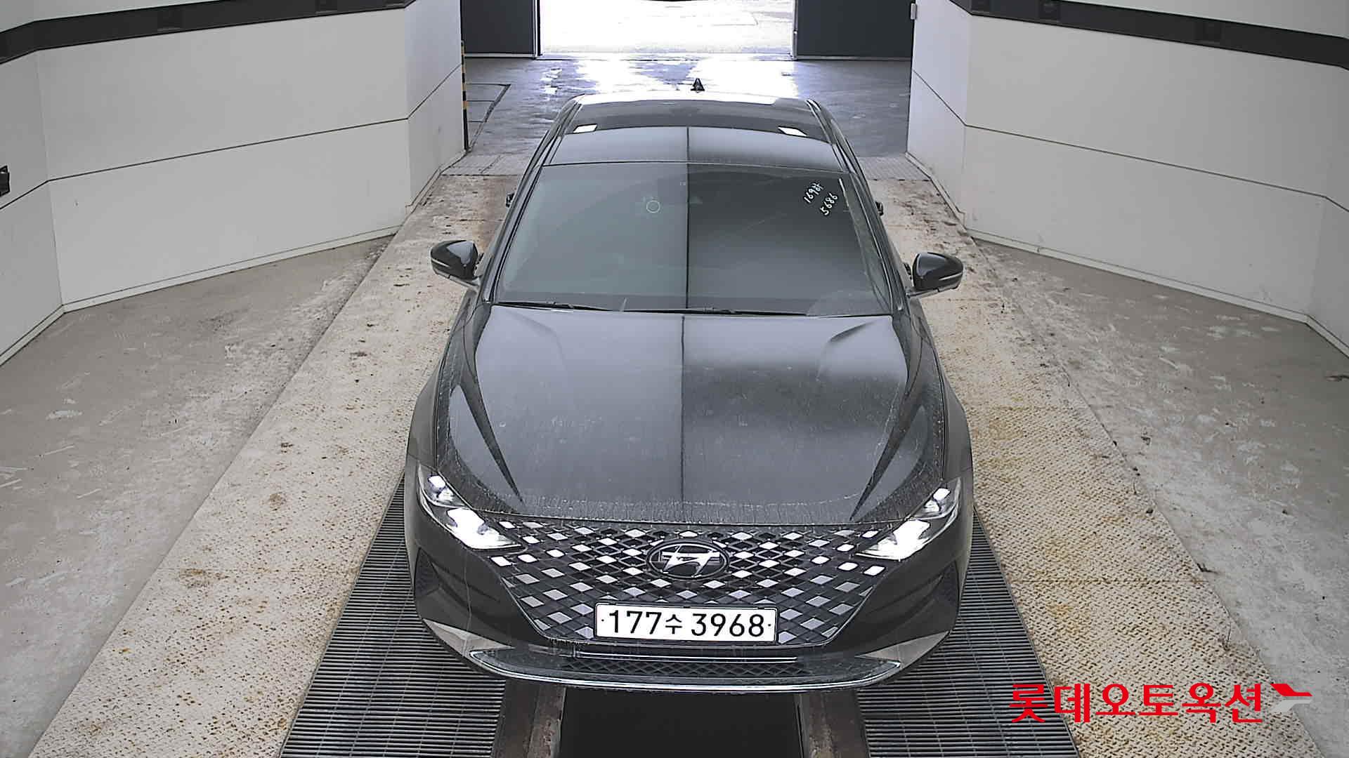 Hyundai Grandeur Hybrid id 3840258 из Кореи 8