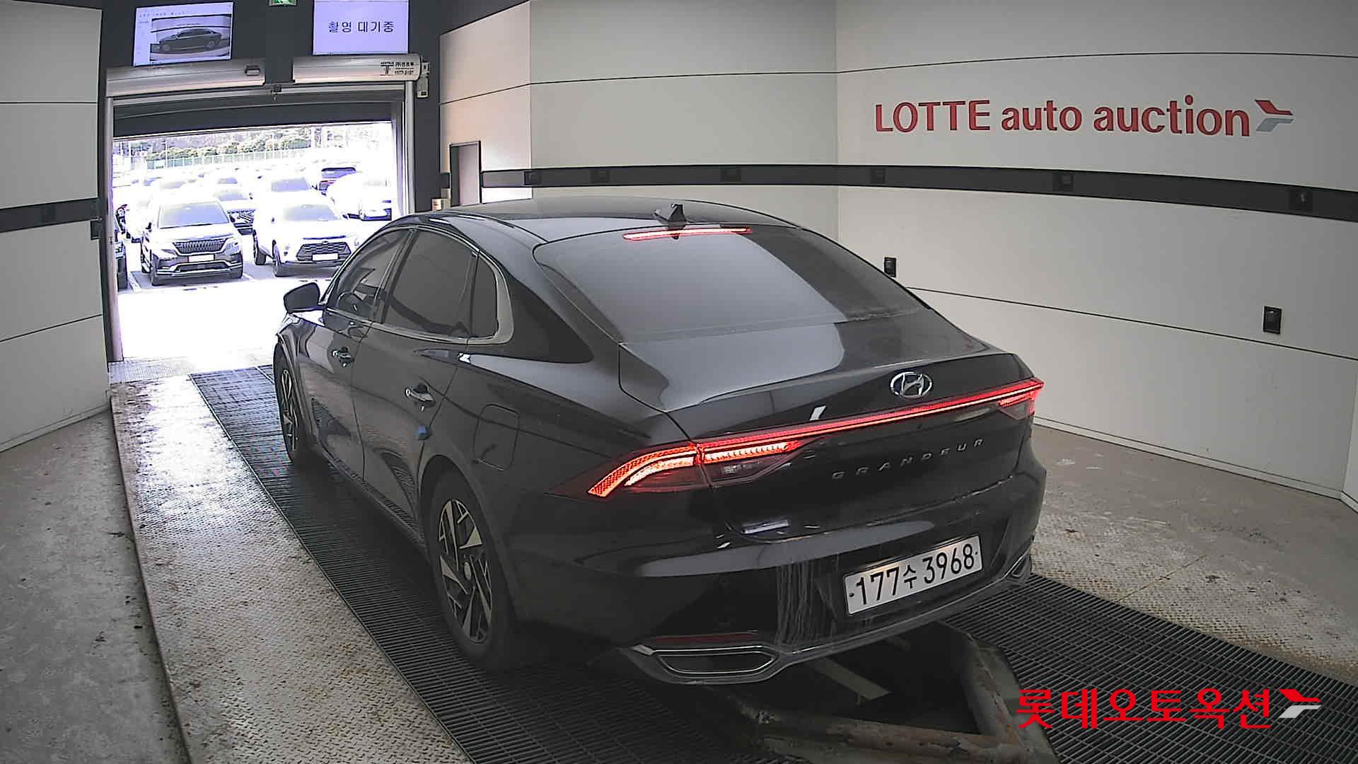 Hyundai Grandeur Hybrid id 3840258 из Кореи 9