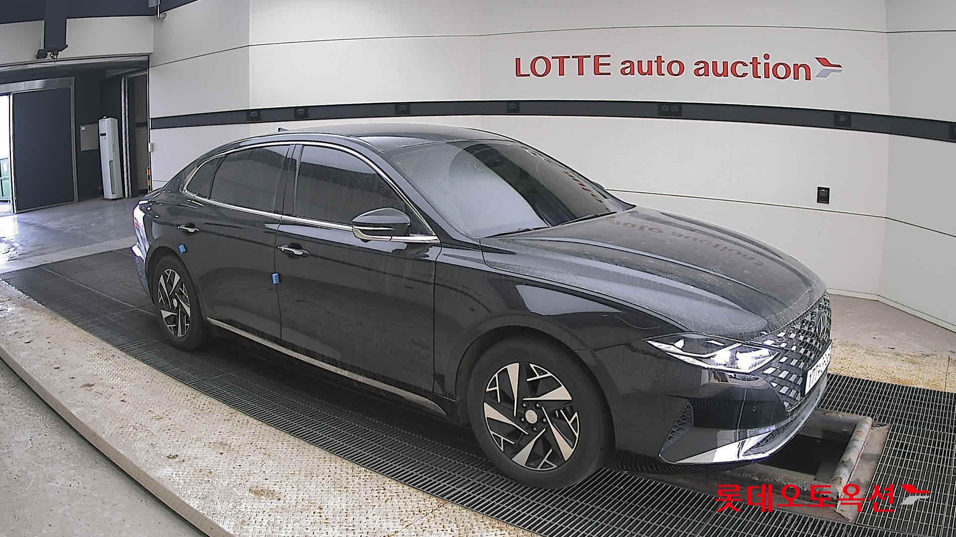 Hyundai Grandeur Hybrid id 3840258 из Кореи 16