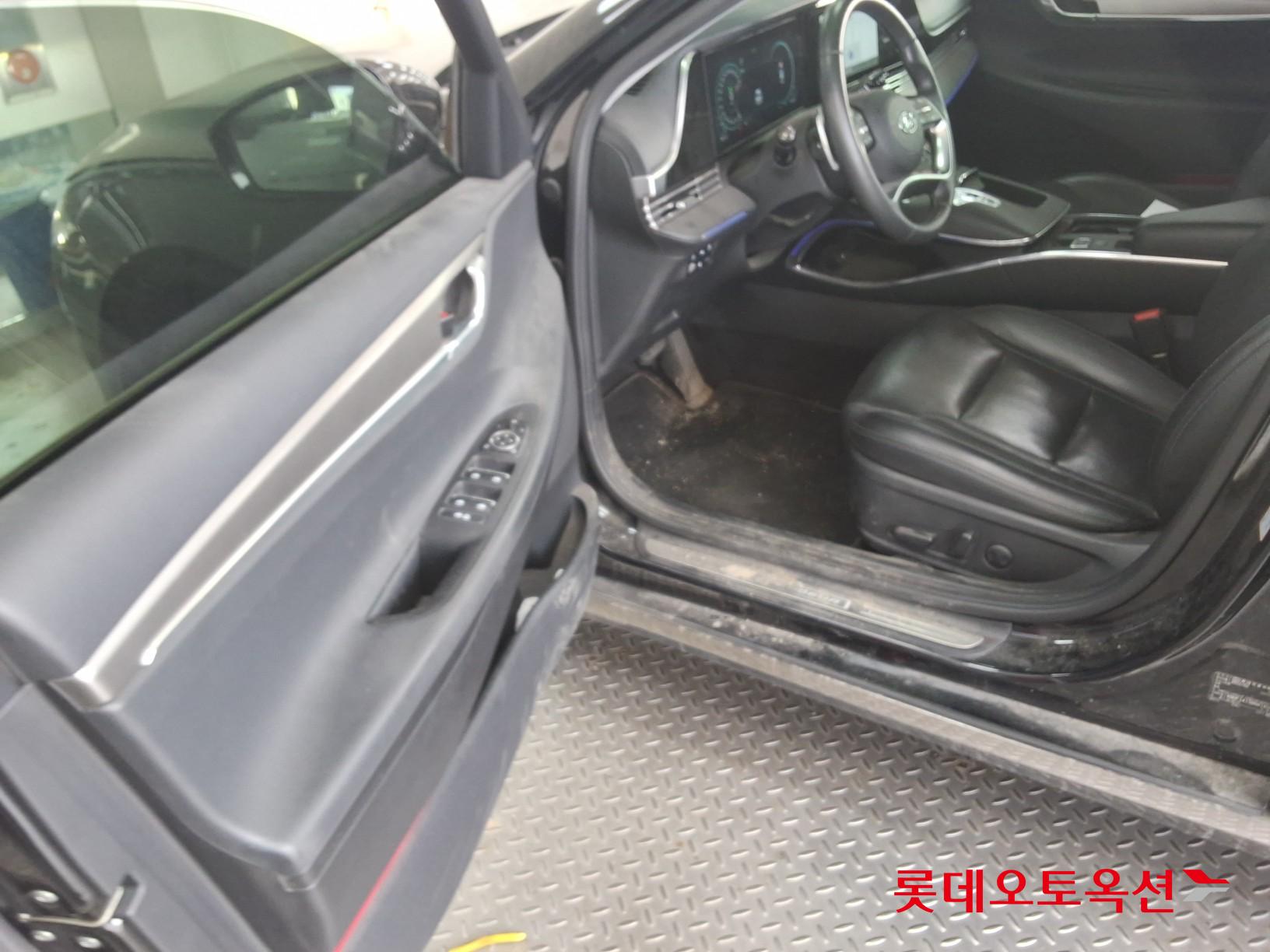 Hyundai Grandeur Hybrid id 3840258 из Кореи 36