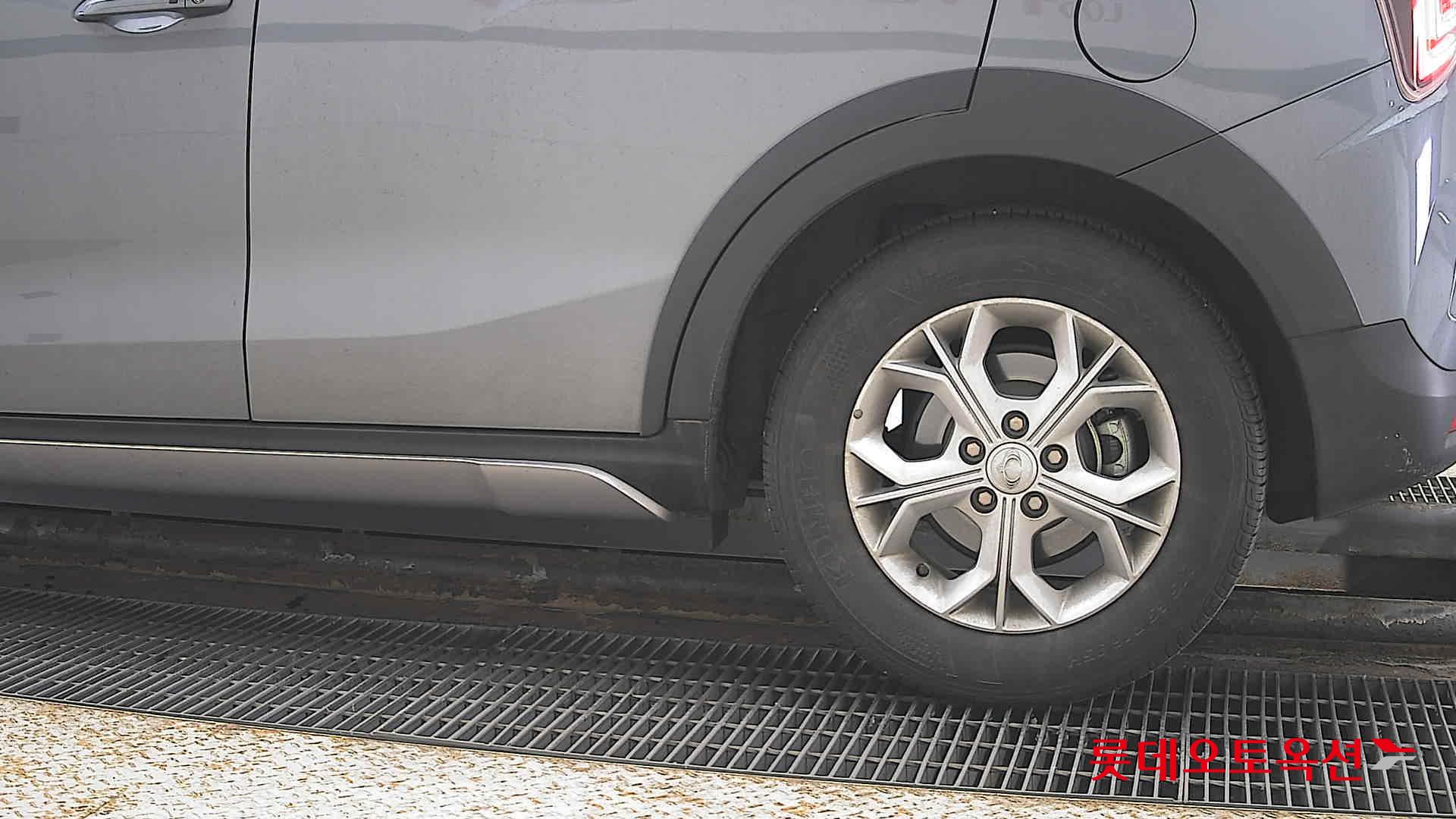 سانغ يونغ تيفولي