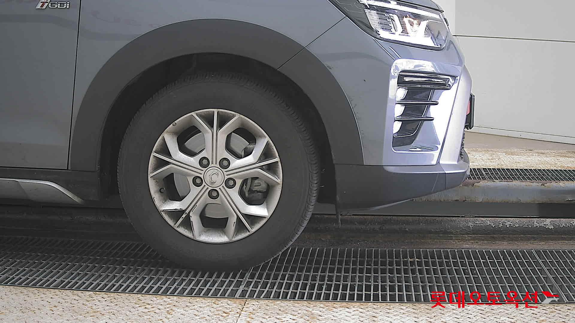 سانغ يونغ تيفولي