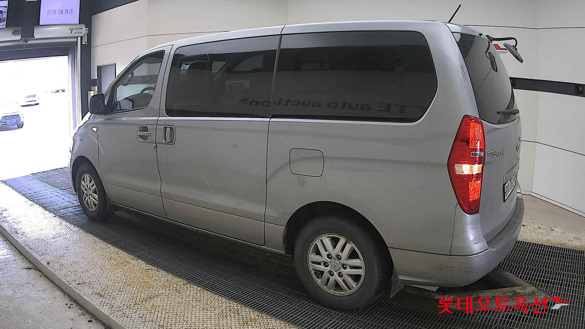 Hyundai Grand Starex id 3822829 из Кореи 10