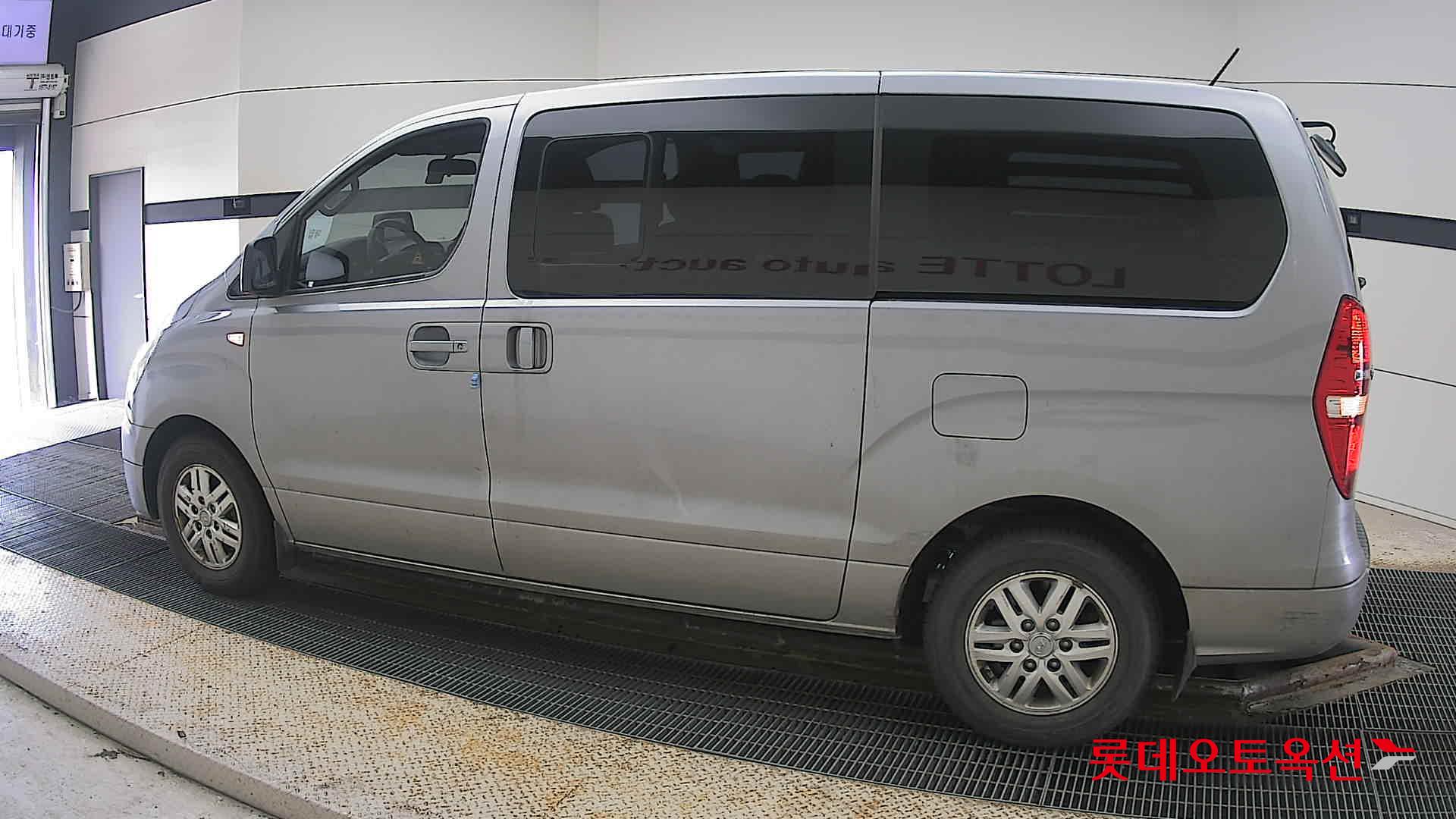 Hyundai Grand Starex id 3822829 из Кореи 11