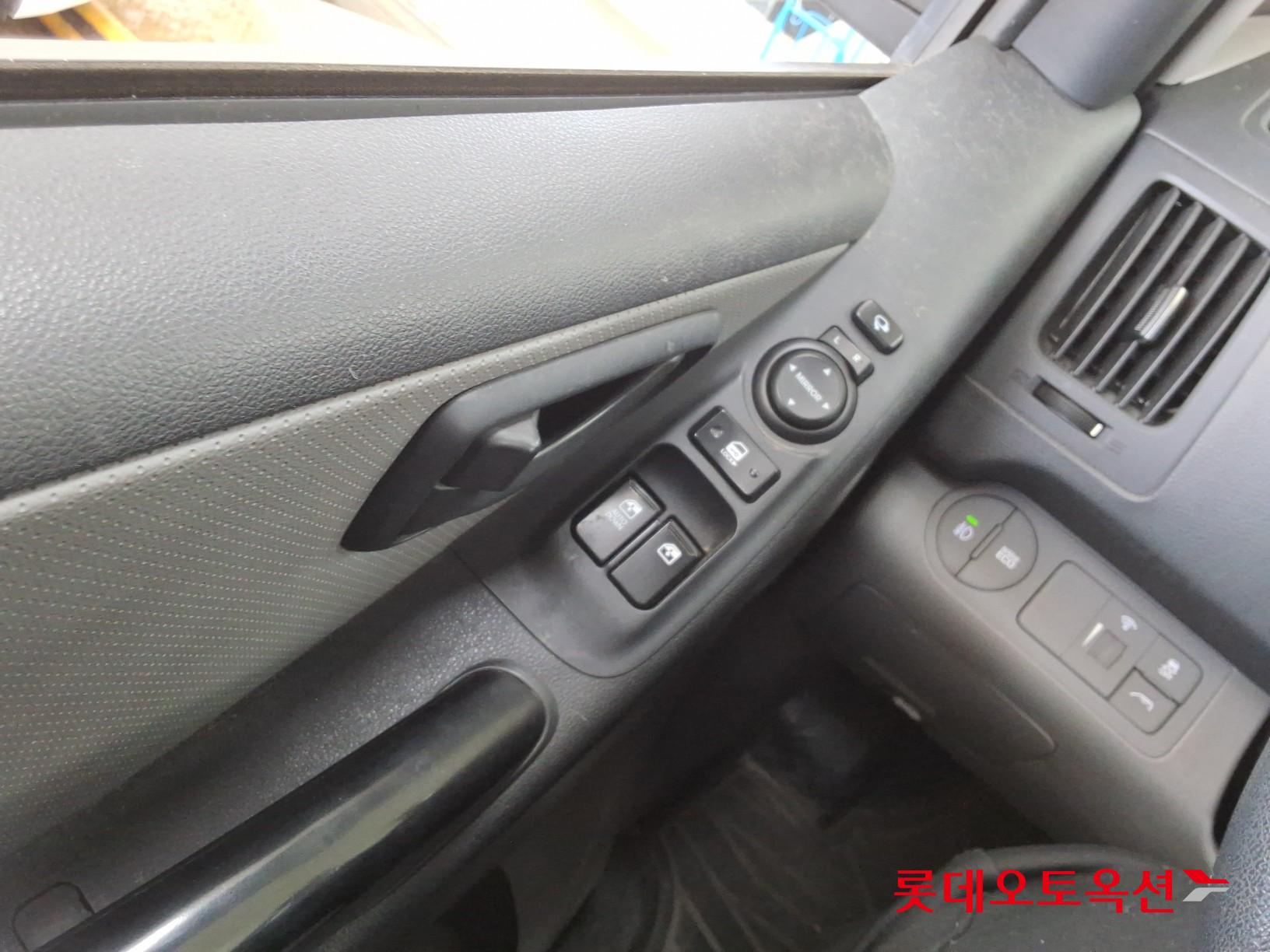 Hyundai Grand Starex id 3822829 из Кореи 28