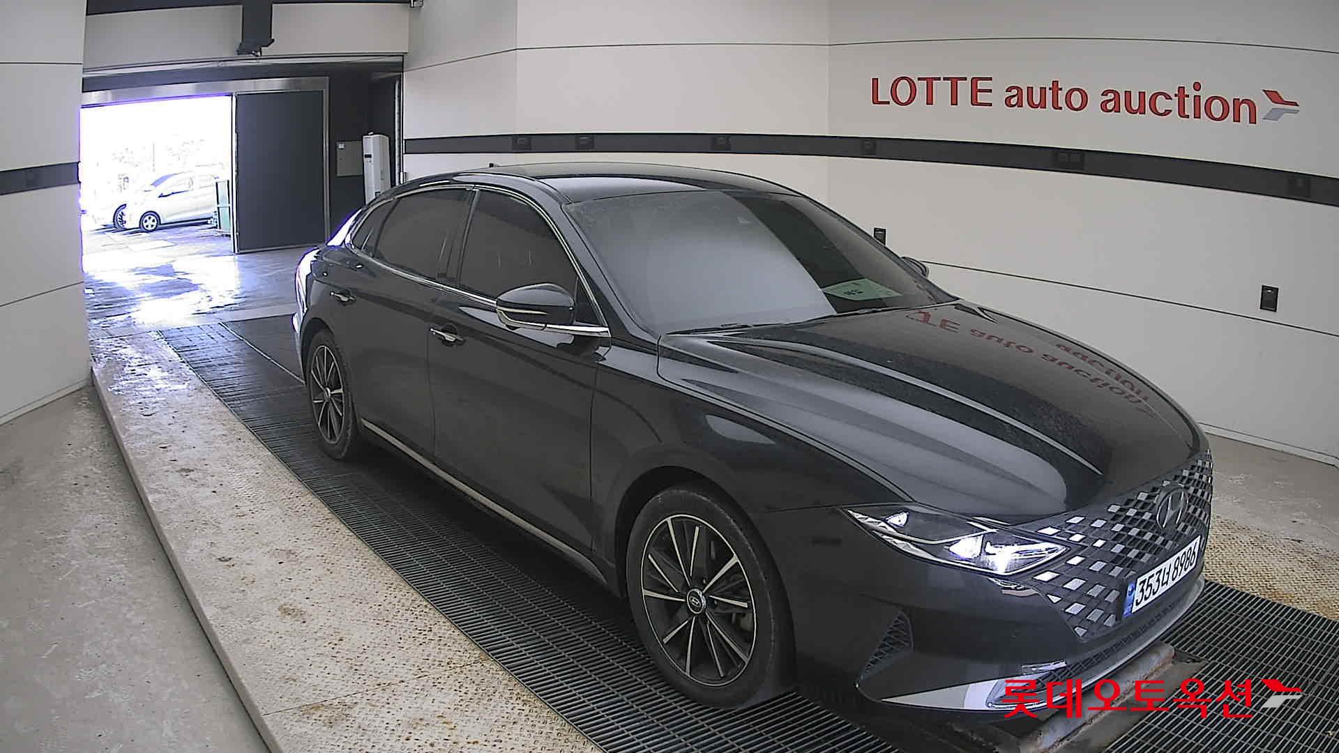 Hyundai Grandeur 2022 Черный из Кореи, фото 2