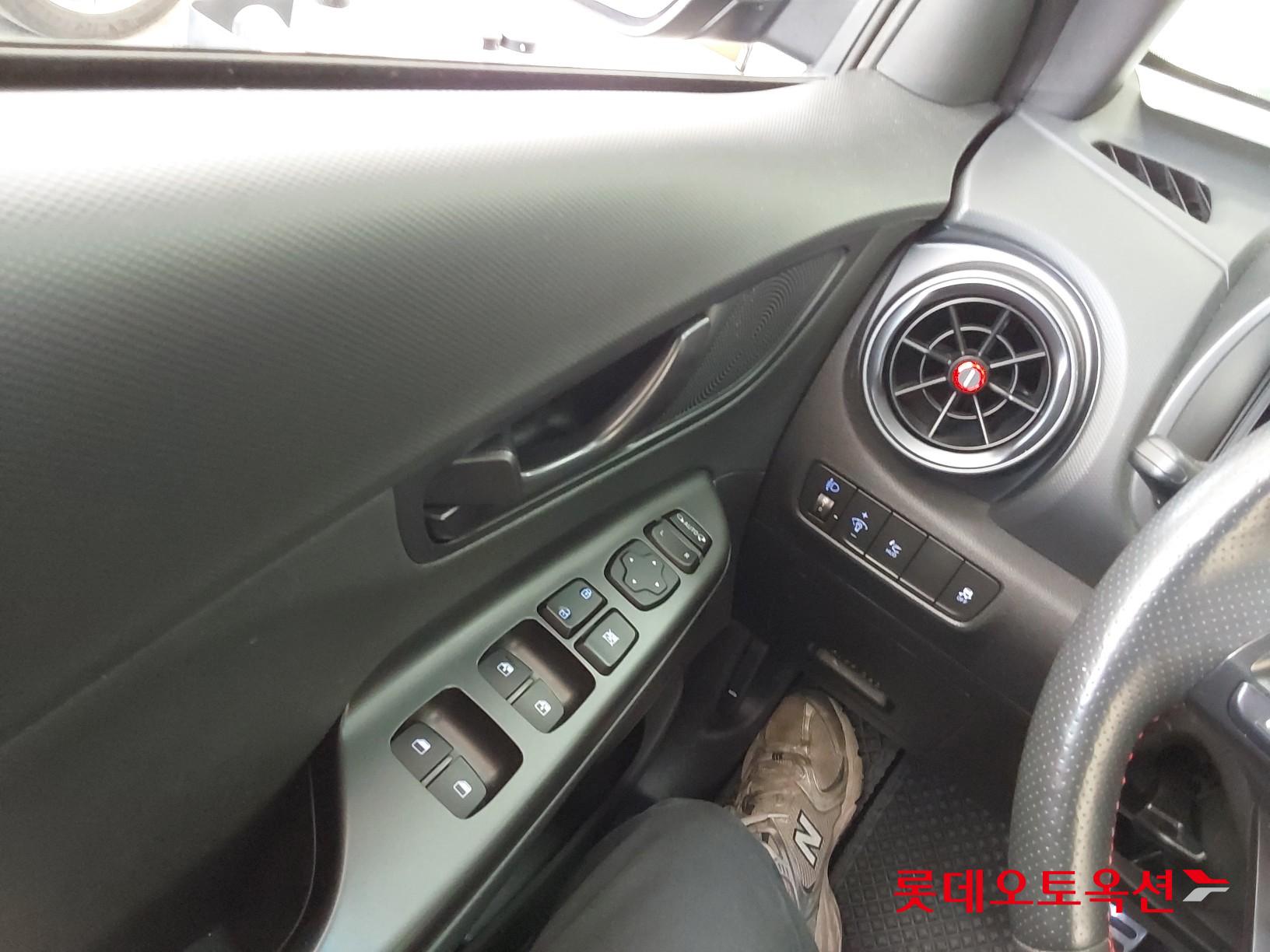 Hyundai Kona id 3816361 из Кореи 28