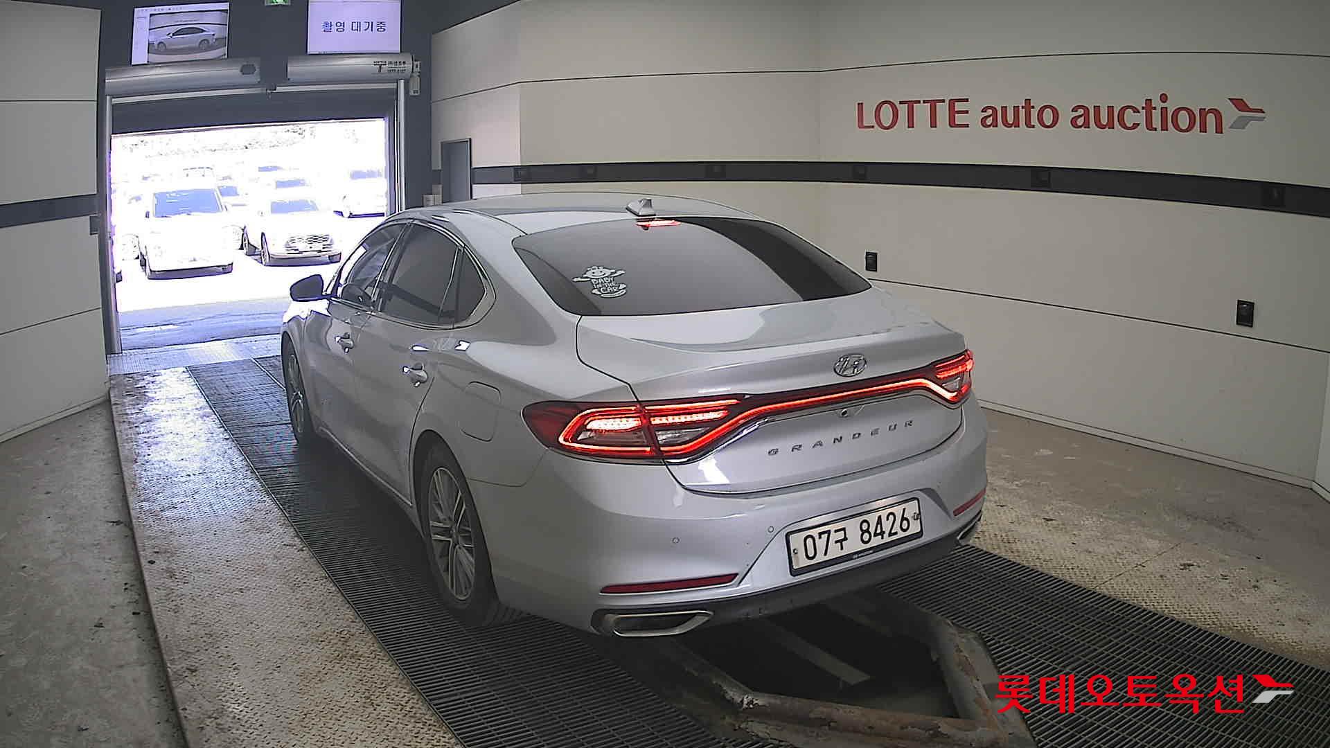 Hyundai Grandeur id 3816333 из Кореи 9