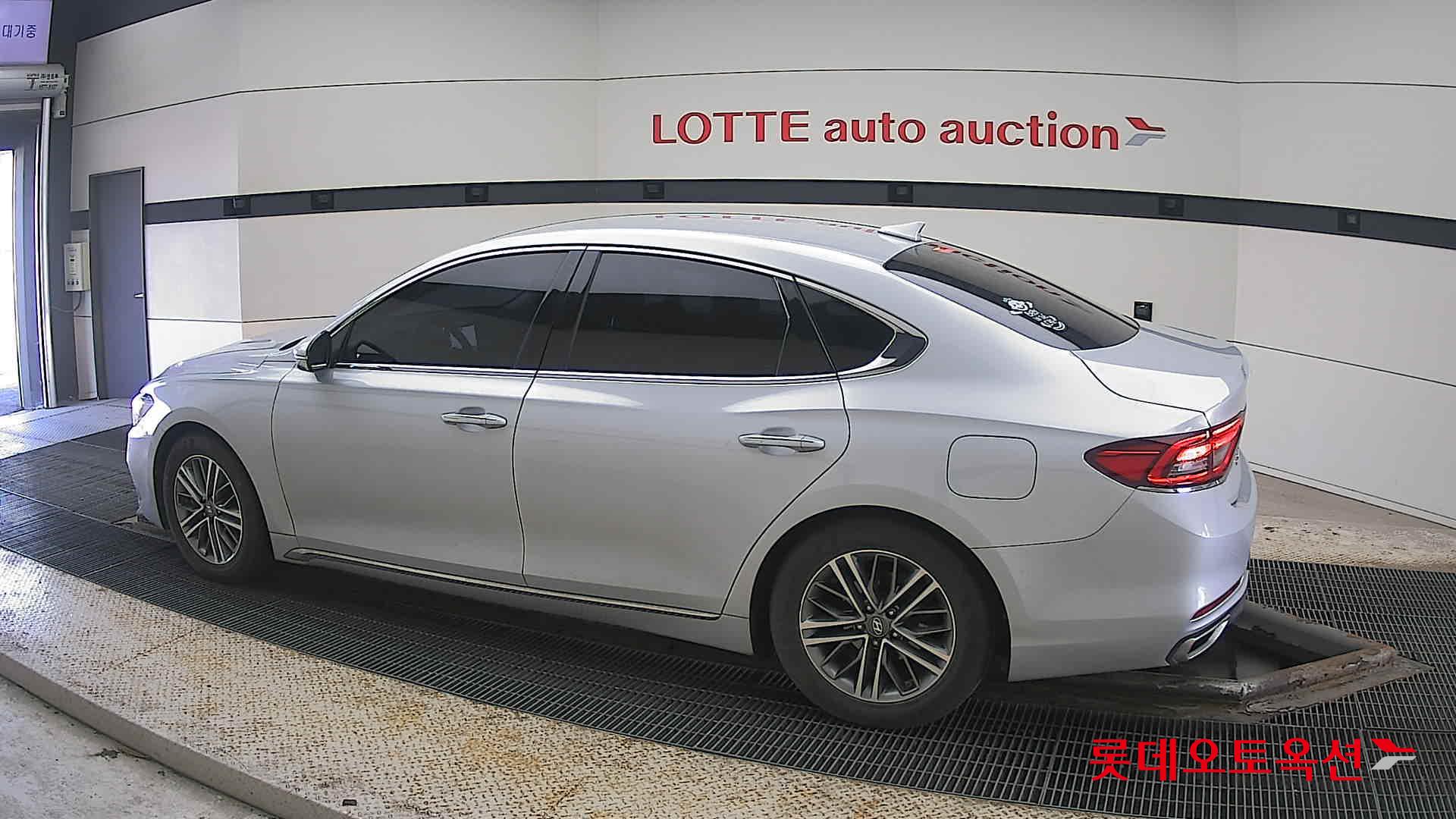 Hyundai Grandeur id 3816333 из Кореи 11