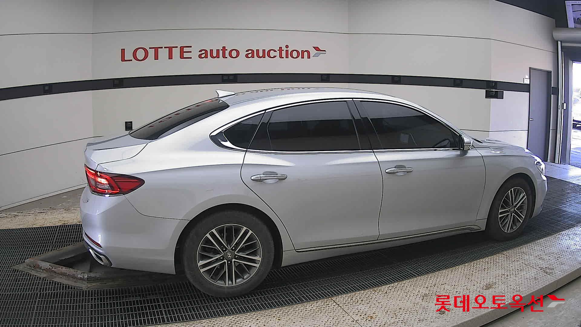 Hyundai Grandeur id 3816333 из Кореи 18