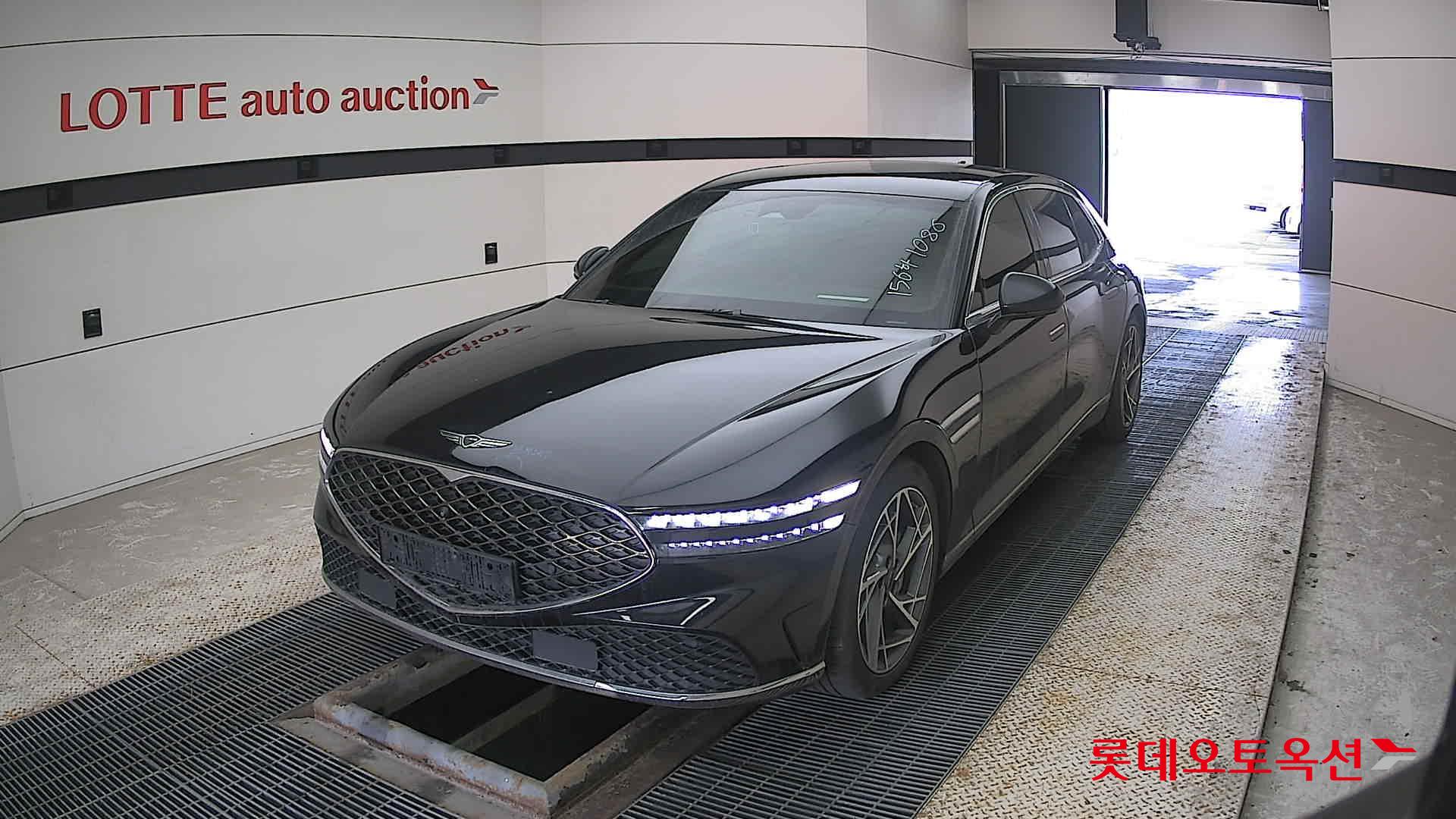 Hyundai G90 2022 Черный из Кореи