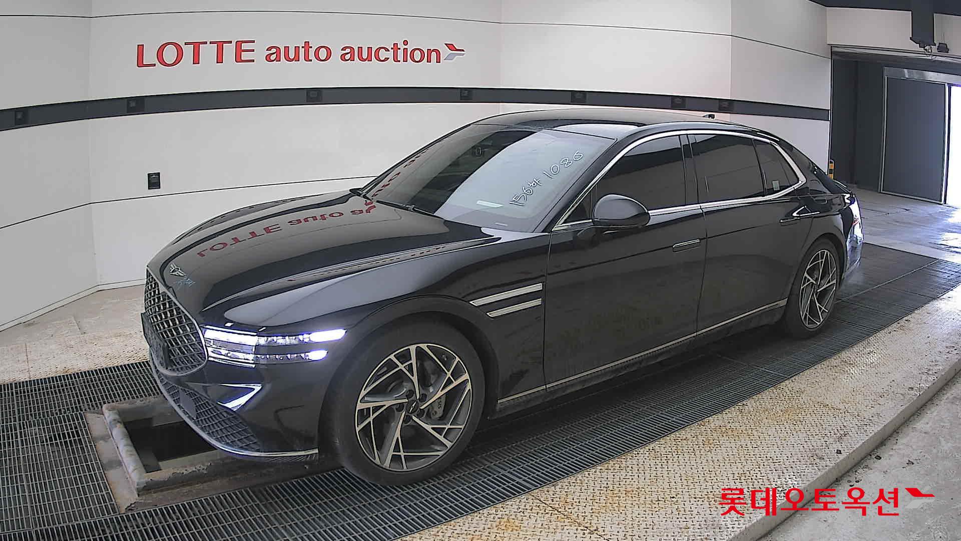 Hyundai G90 id 3816347 из Кореи 13