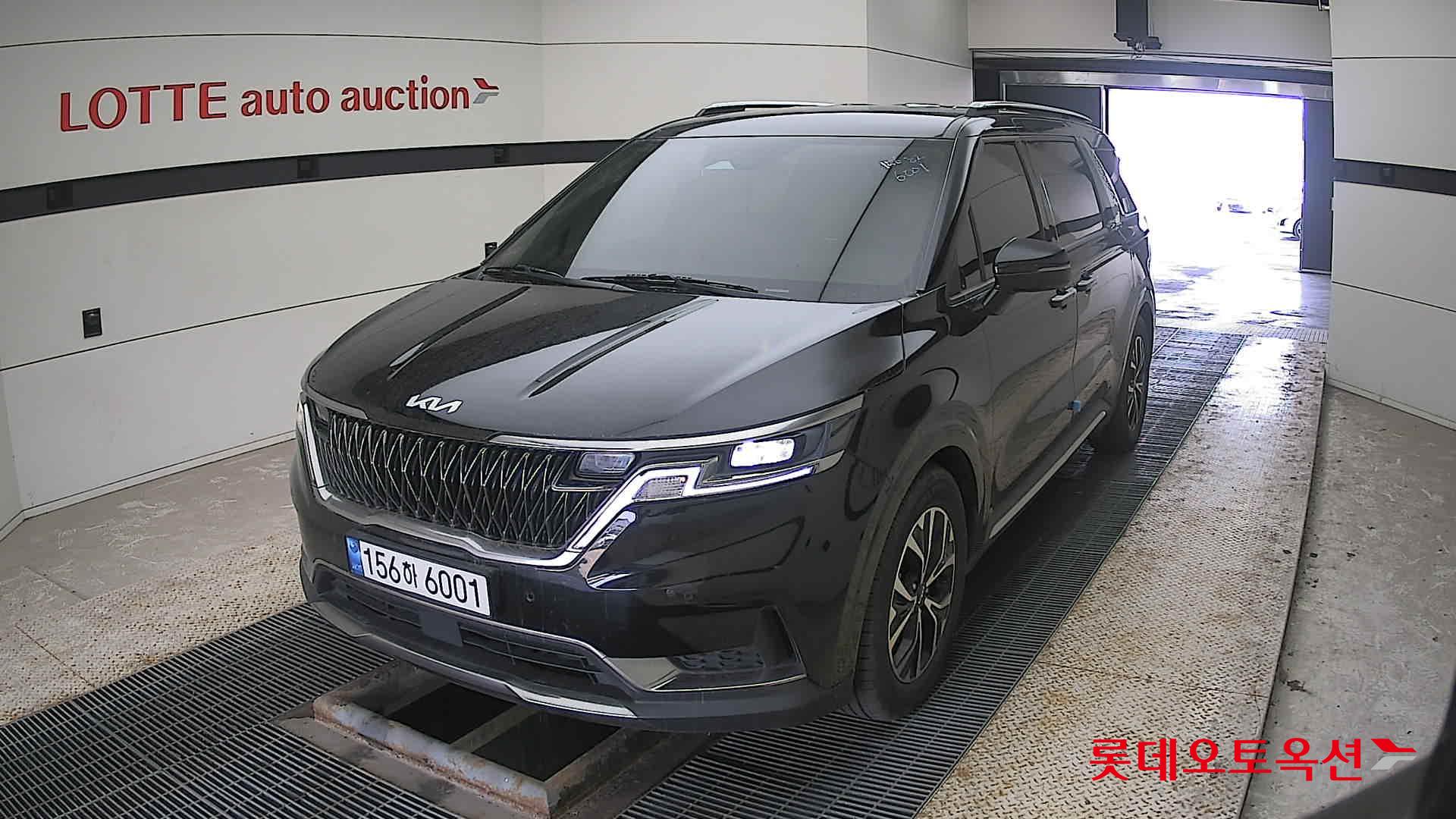 Kia Carnival 2022 Черный из Кореи