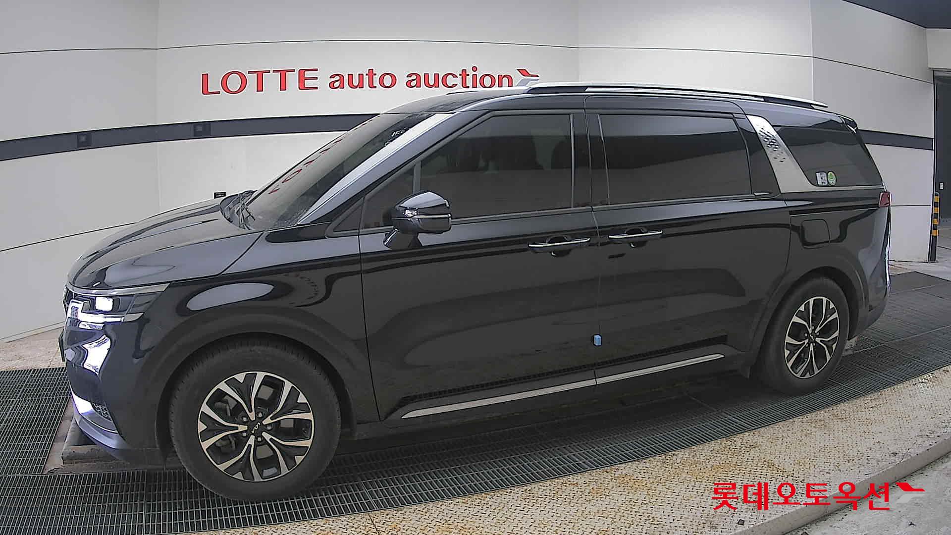 Kia Carnival id 3803783 из Кореи 12