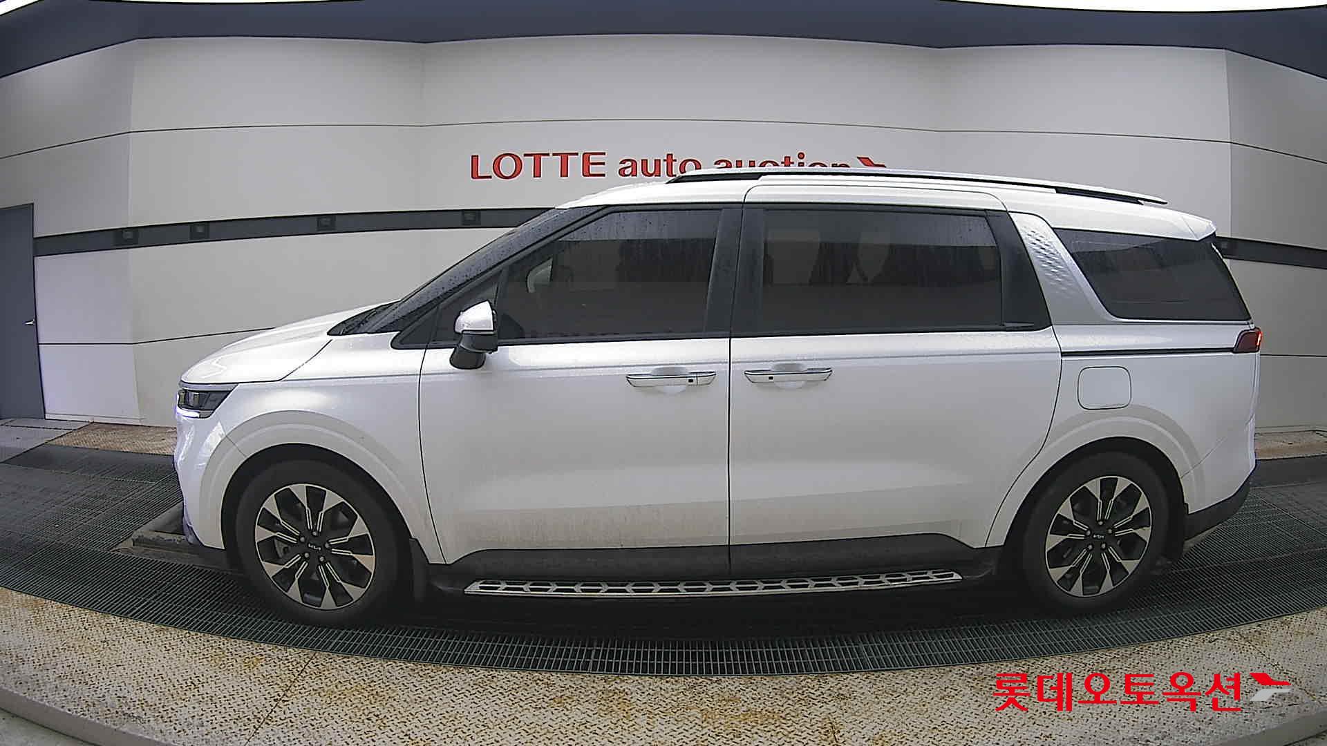 Kia Carnival id 3809954 из Кореи 7