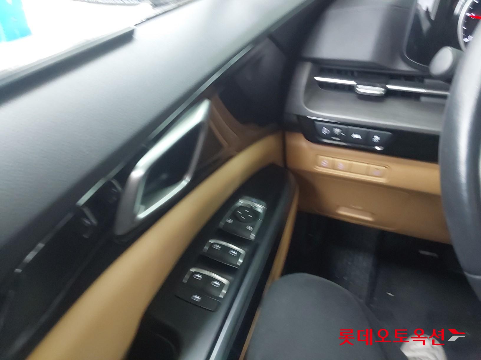 Kia Carnival id 3809954 из Кореи 28