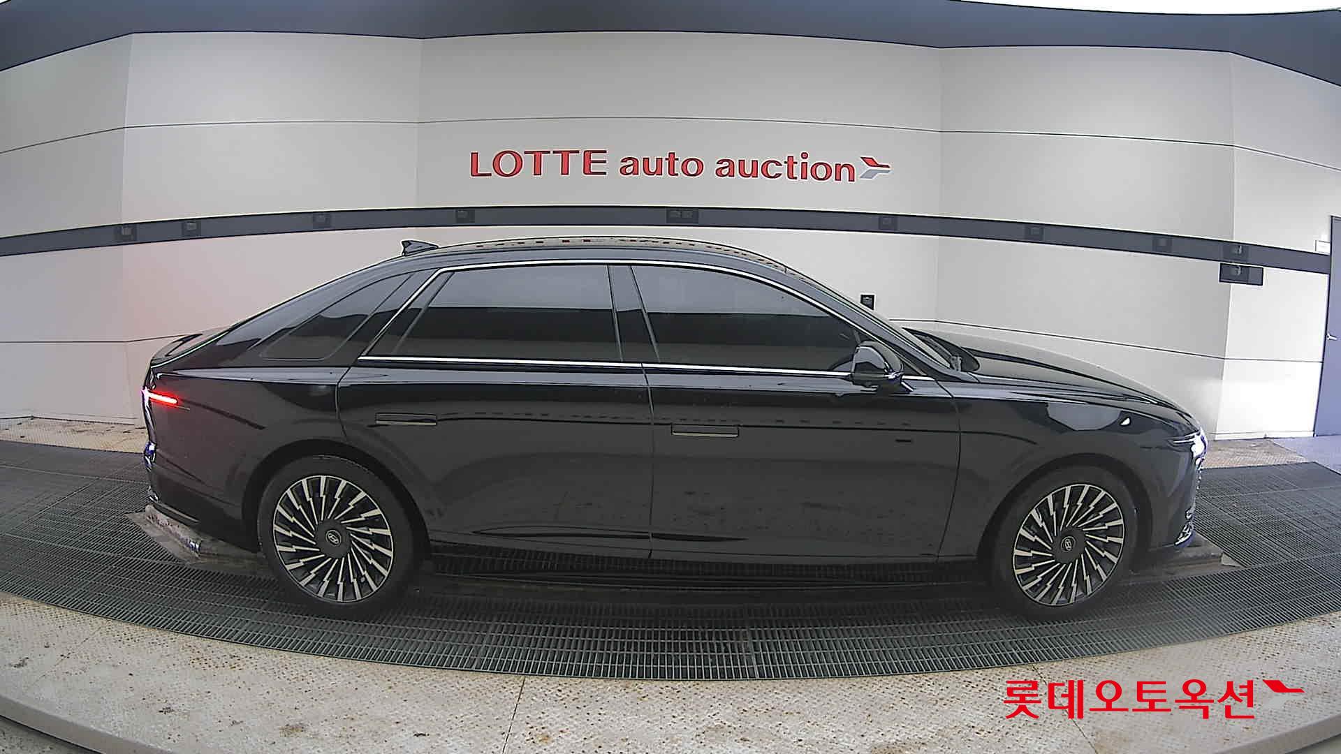 Hyundai Grandeur 2023 Черный из Кореи, фото 3