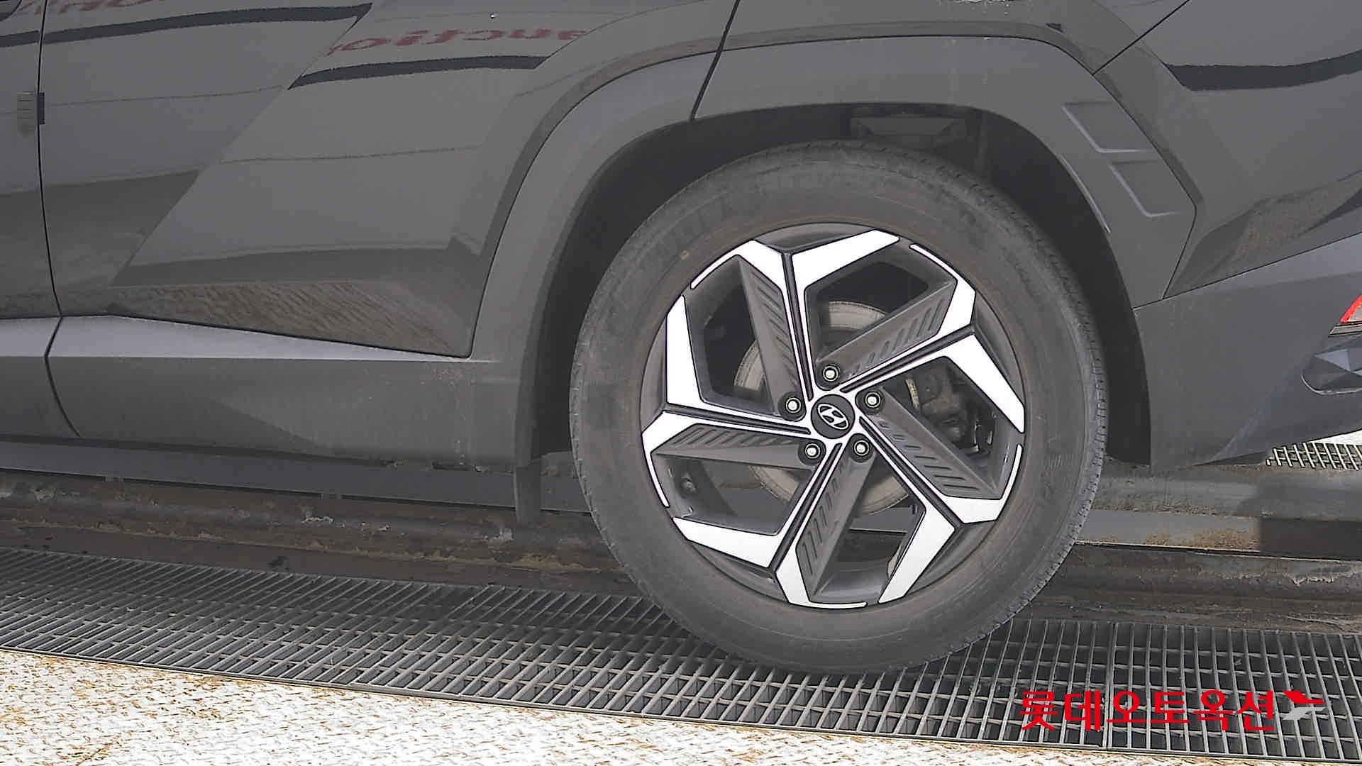 Hyundai Tucson id 3816359 из Кореи 22