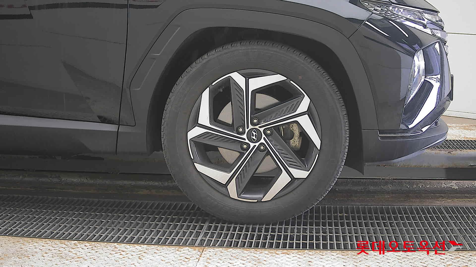 Hyundai Tucson id 3816359 из Кореи 23