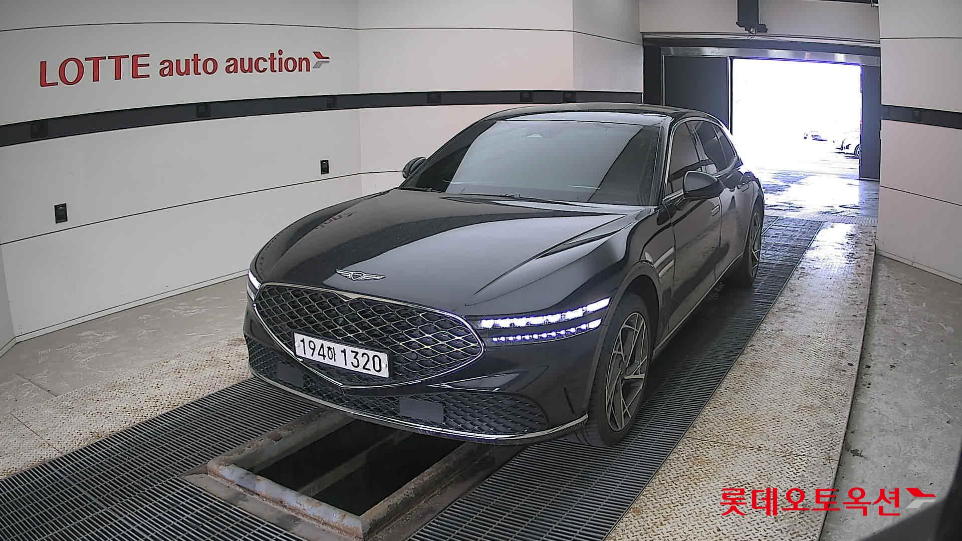 Hyundai G90 2022 Черный из Кореи