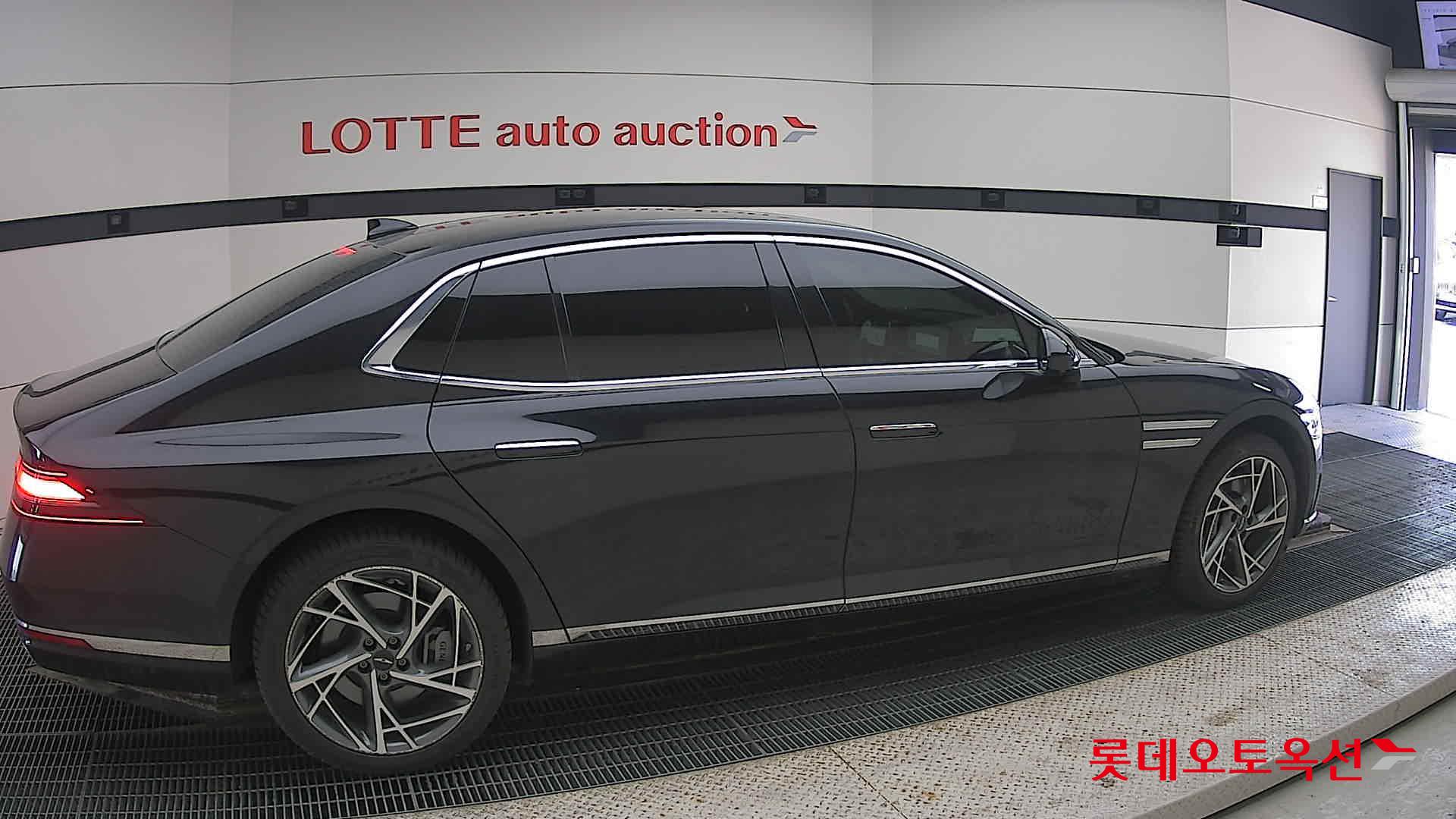 Hyundai G90 id 3803671 из Кореи 18