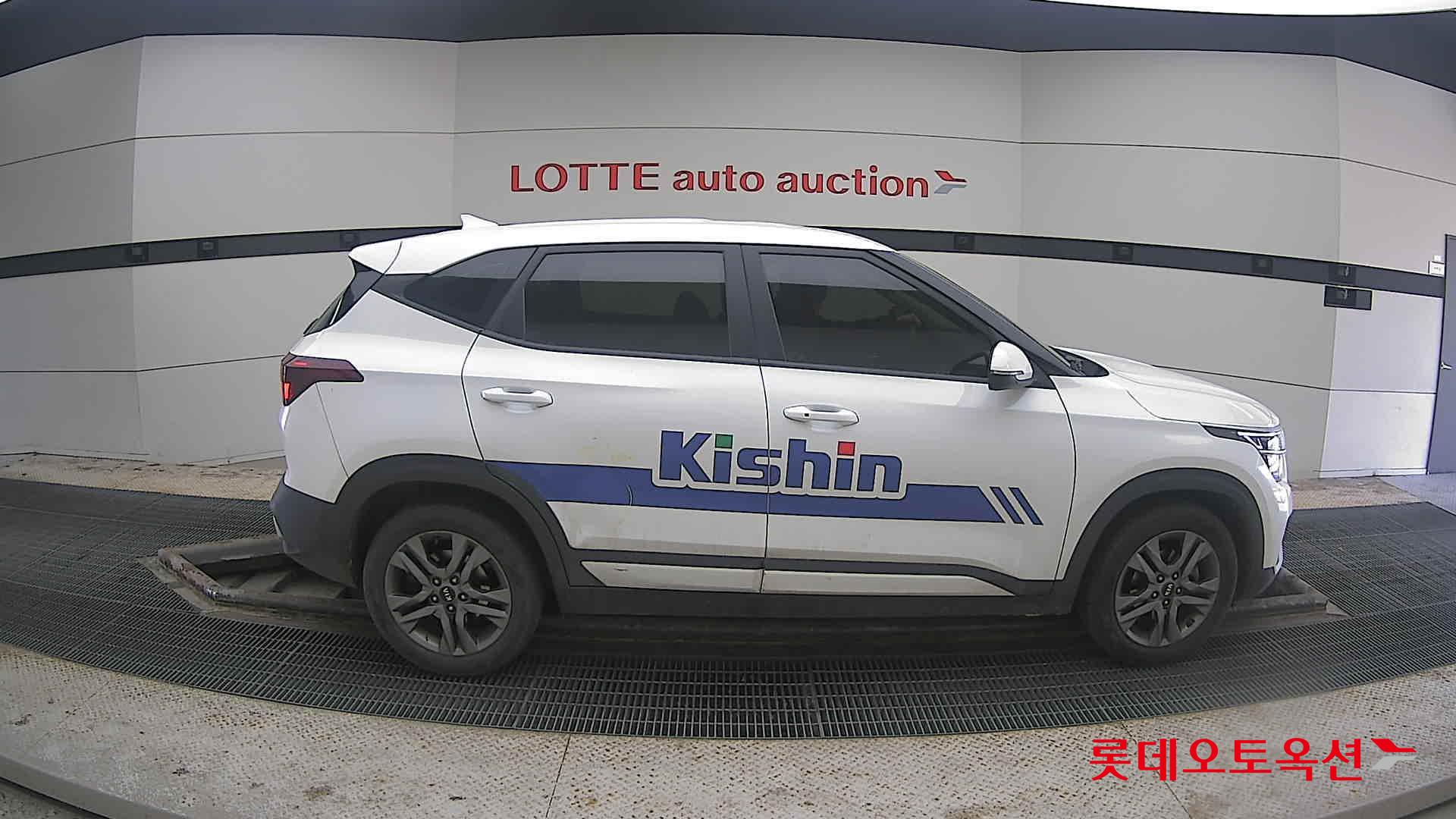 Kia Seltos 2022 Белый из Кореи, фото 3