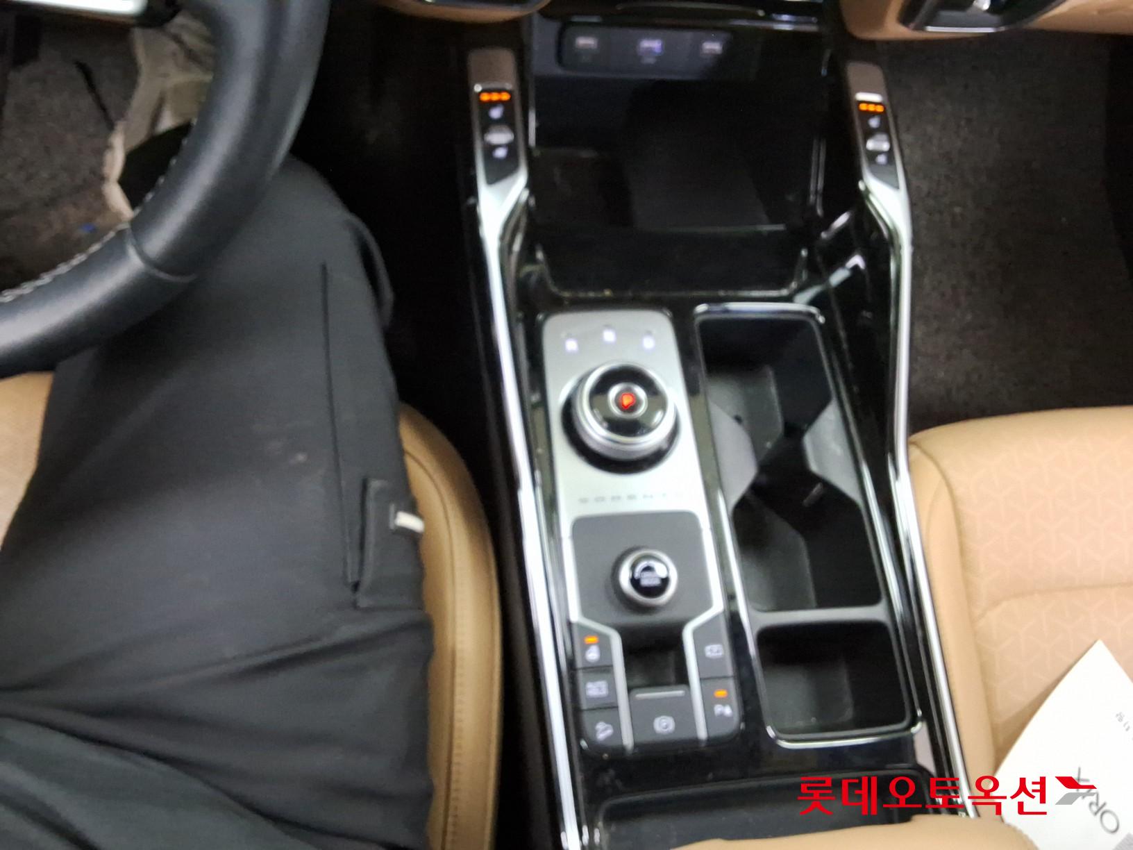 Kia Sorento Hybrid id 3803793 из Кореи 33