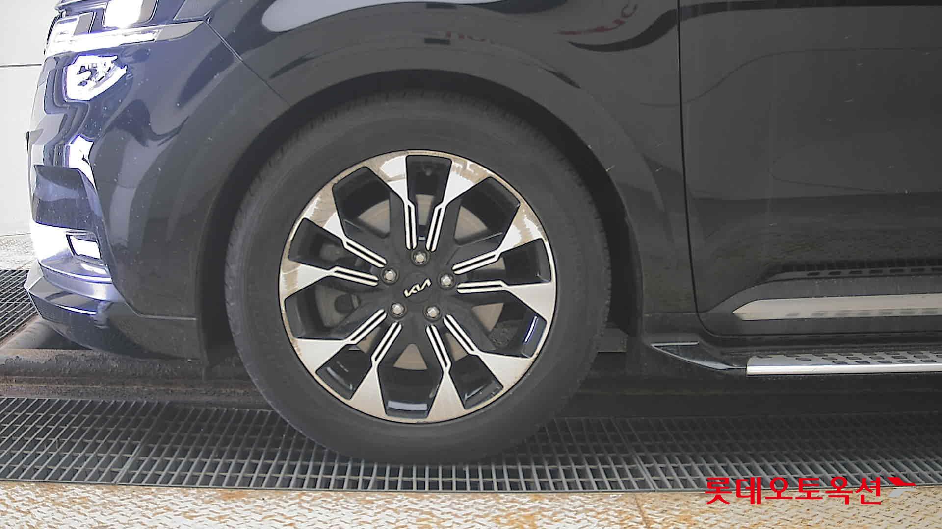 Kia Carnival Hairimujin id 3816420 из Кореи 21