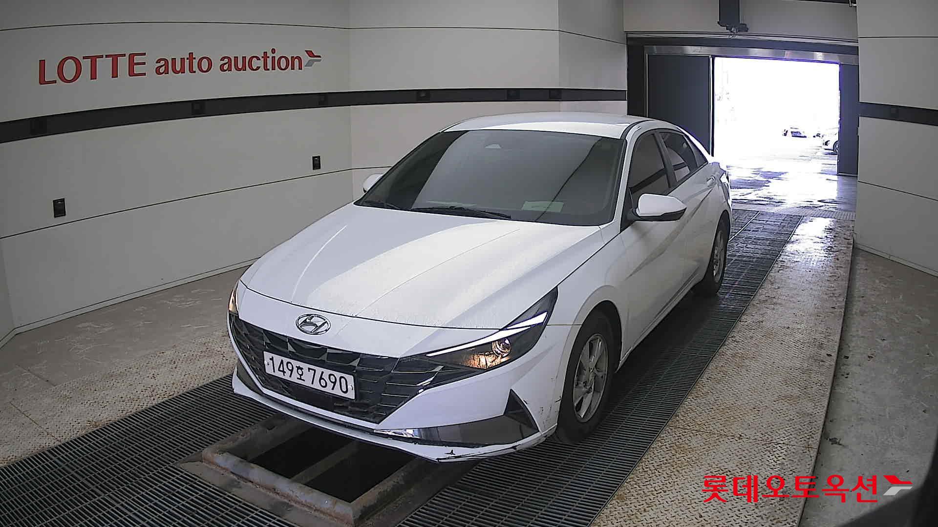 Hyundai Avante 2021 Белый из Кореи