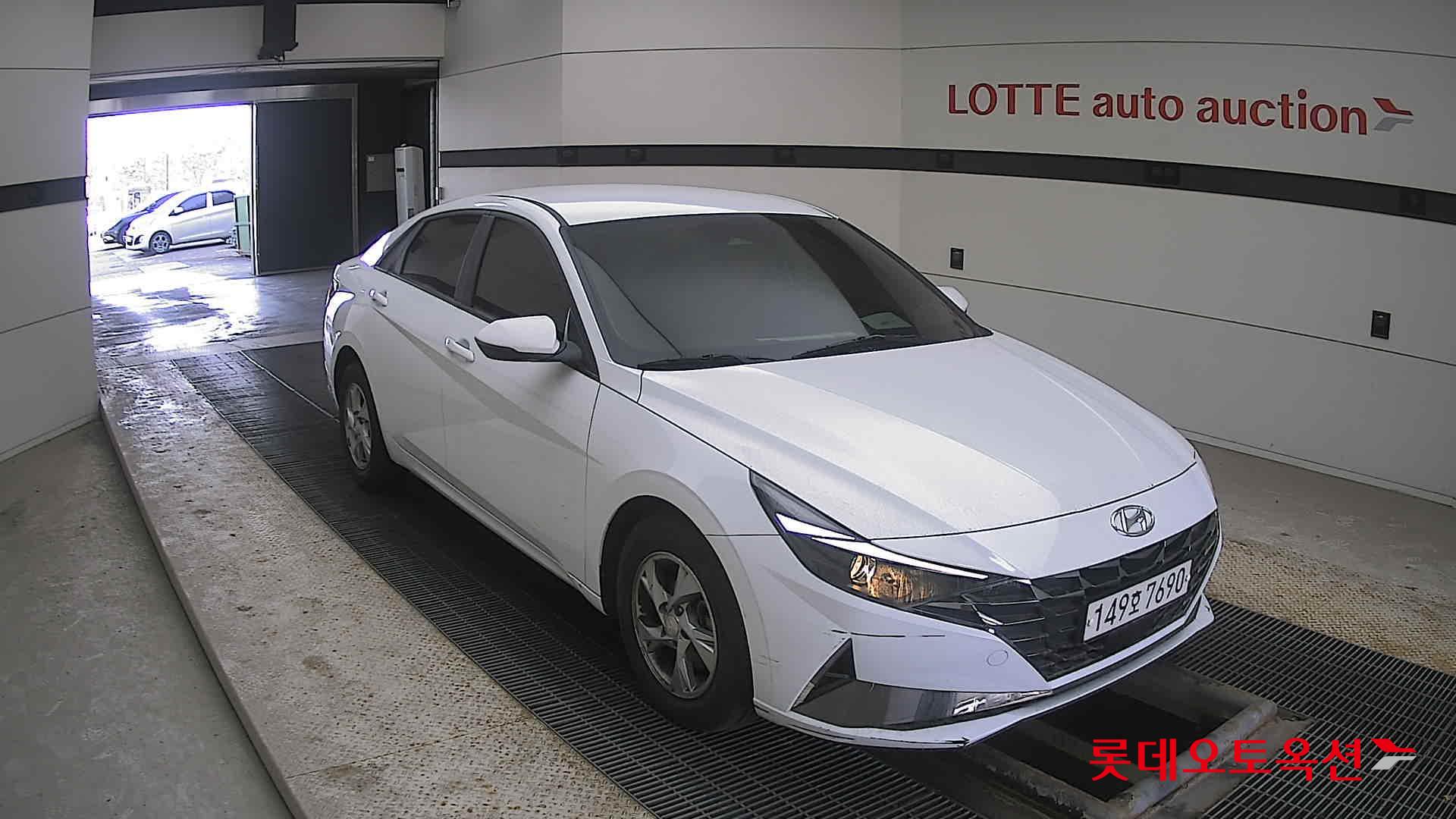 Hyundai Avante 2021 Белый из Кореи, фото 2