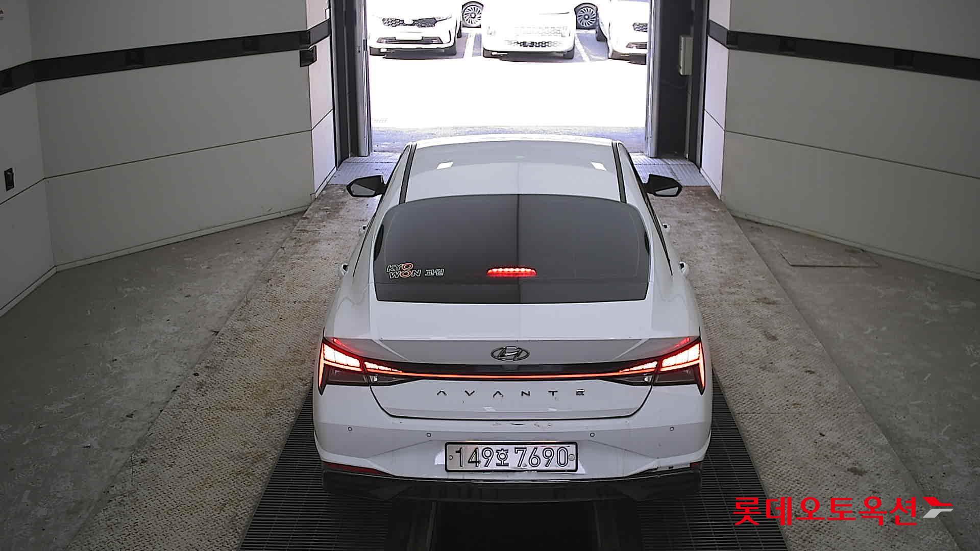 Hyundai Avante 2021 Белый из Кореи, фото 5