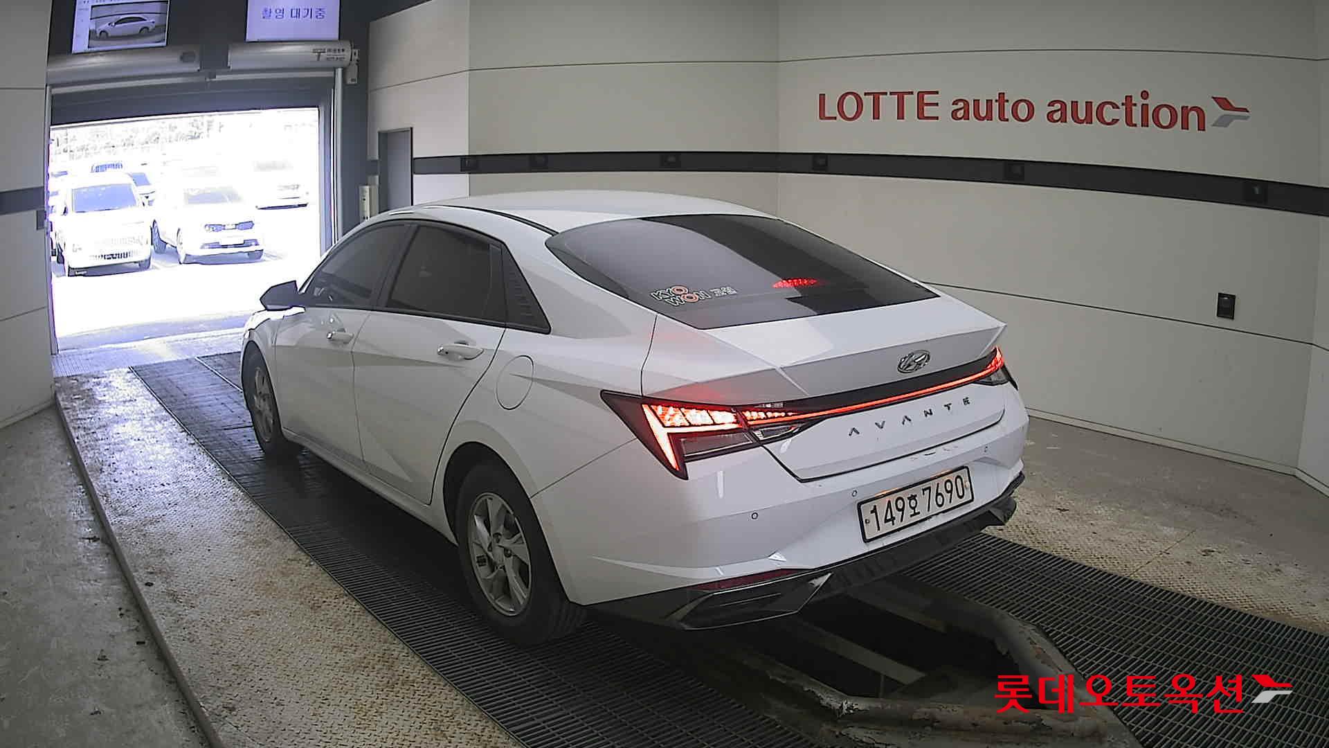 Hyundai Avante 2021 Белый из Кореи, фото 6