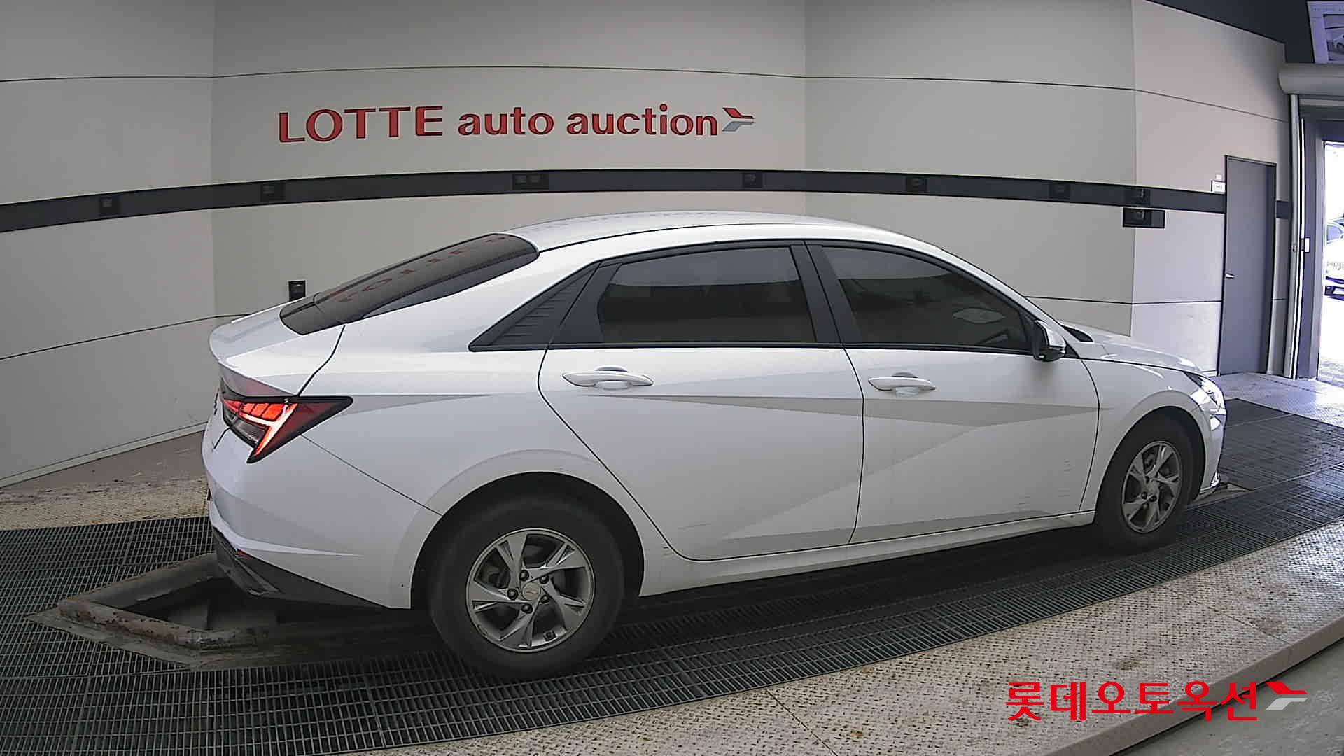 Hyundai Avante id 3803688 из Кореи 18