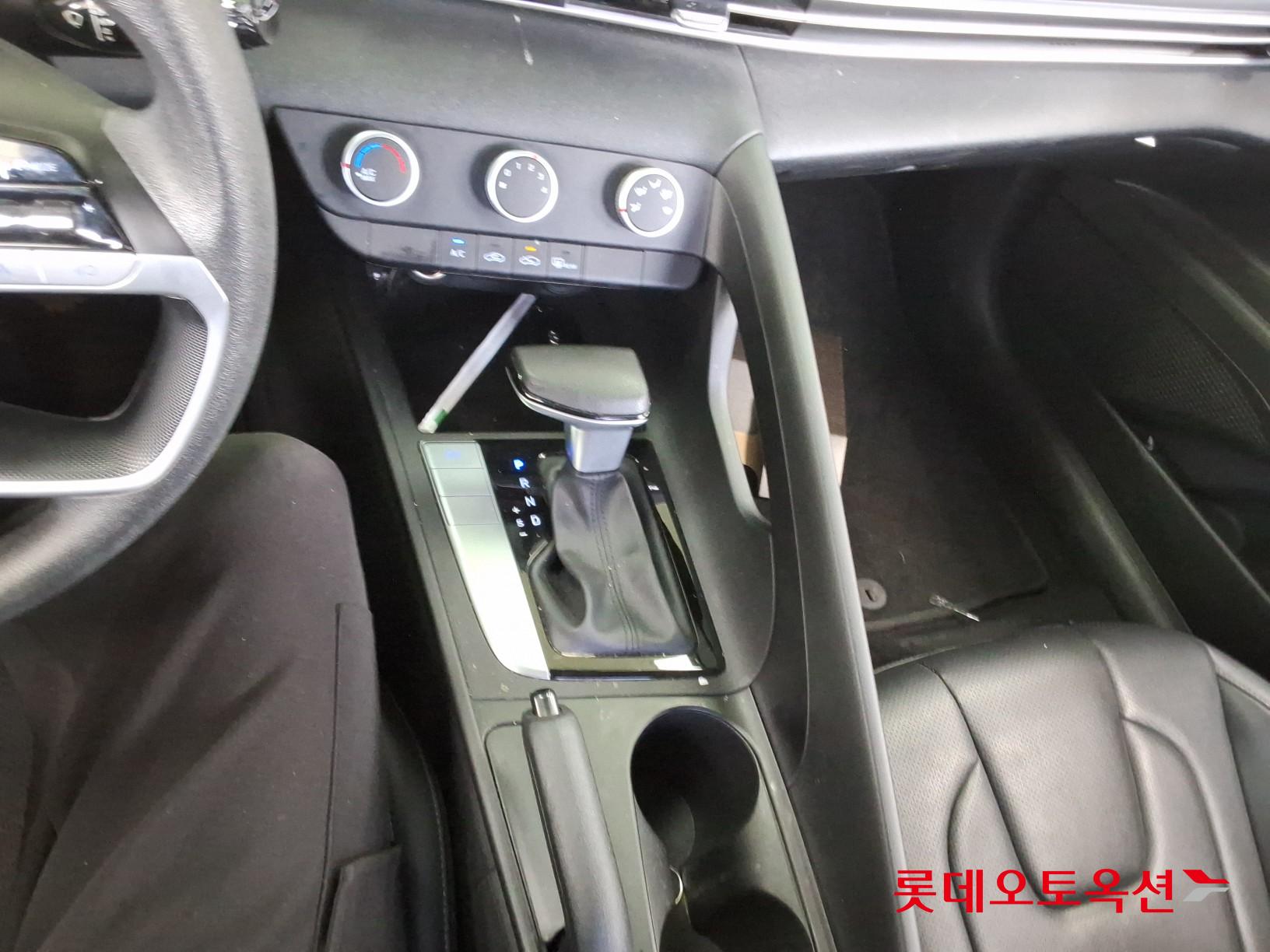 Hyundai Avante id 3803688 из Кореи 32