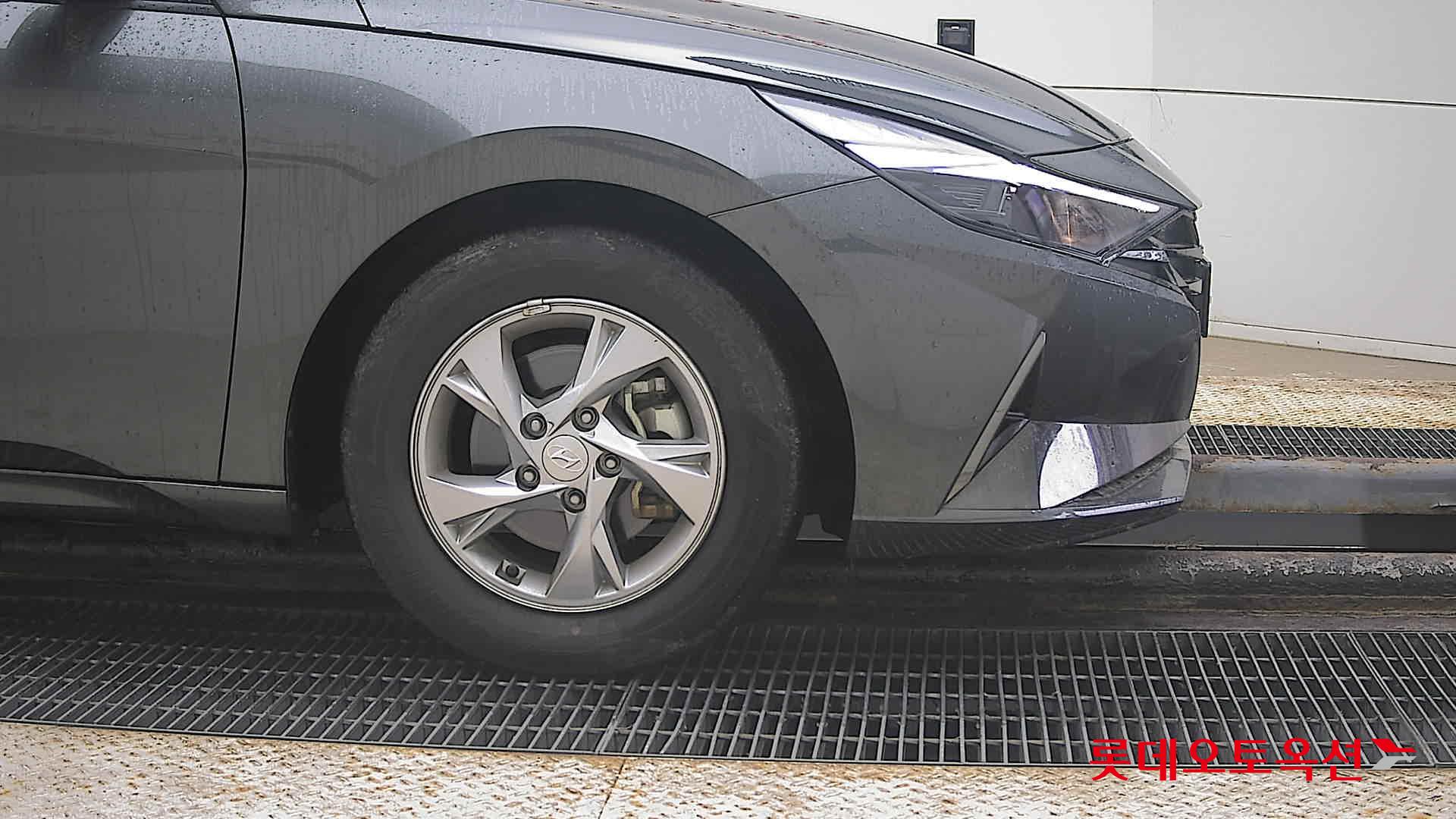 Hyundai Avante id 3809884 из Кореи 23