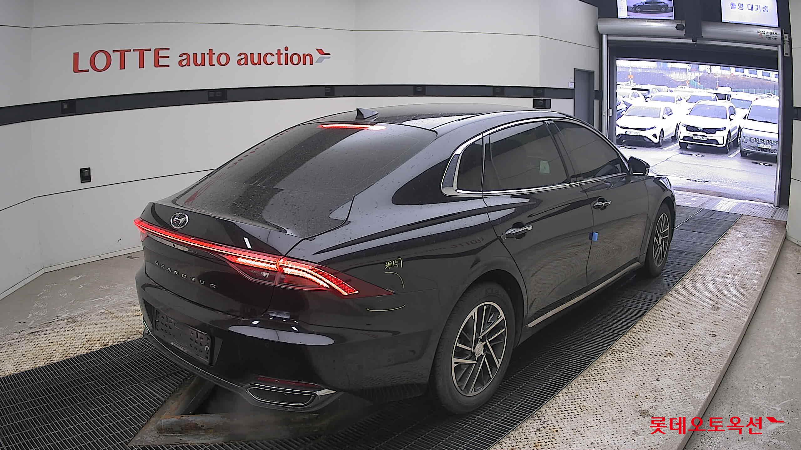 Hyundai Grandeur 2023 Черный из Кореи, фото 4