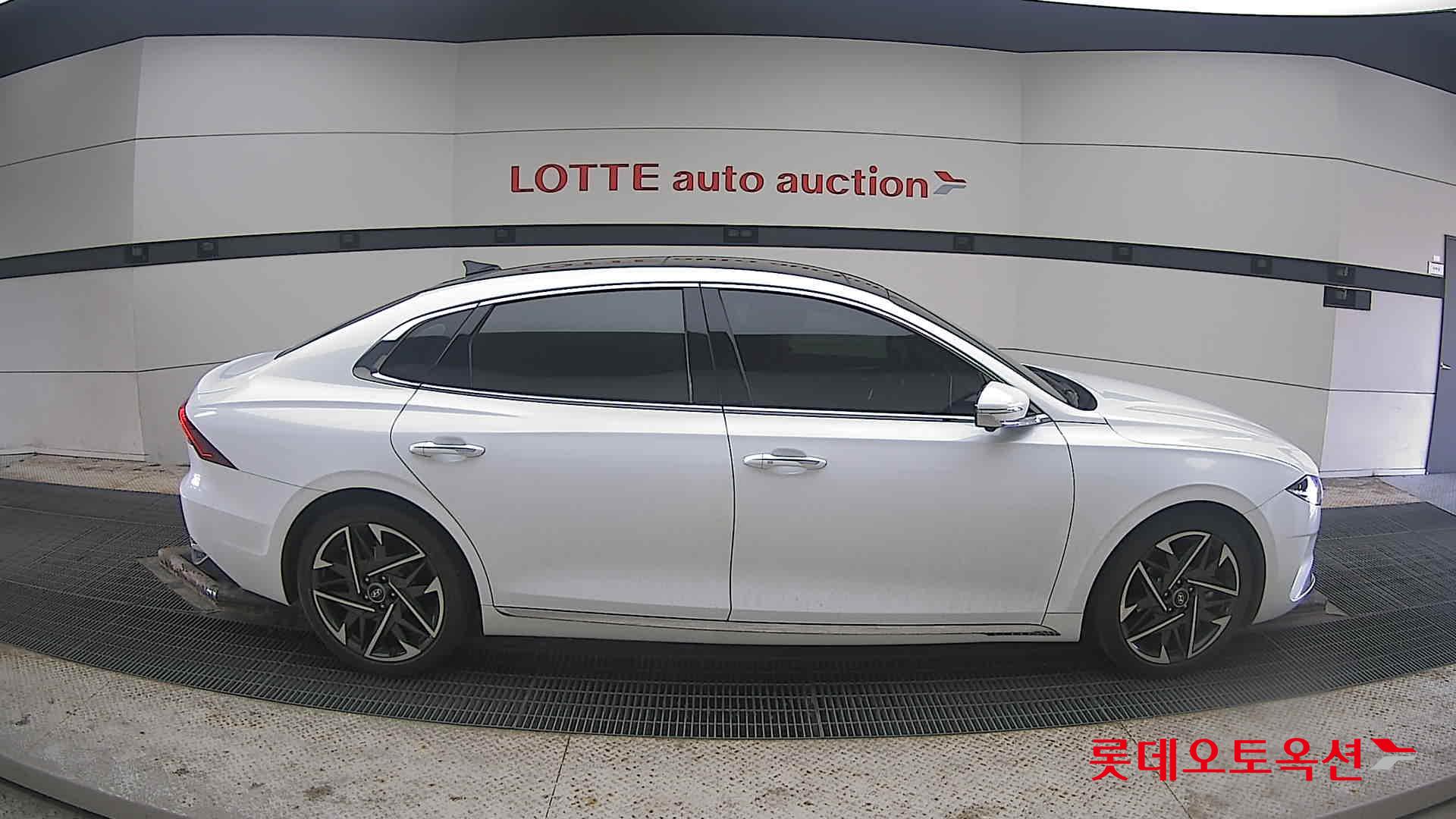 Hyundai Grandeur 2020 Белый из Кореи, фото 3