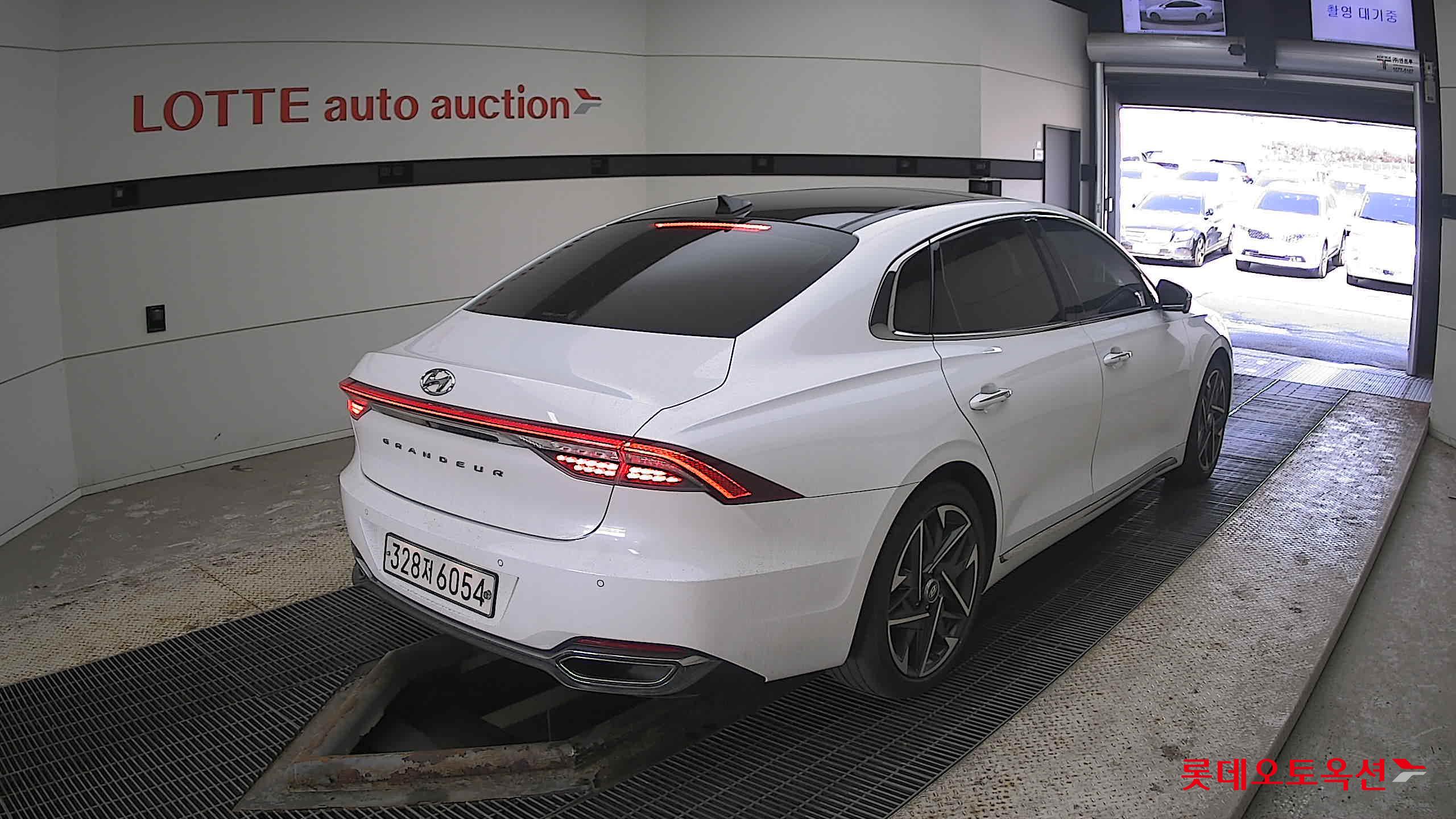 Hyundai Grandeur 2020 Белый из Кореи, фото 4