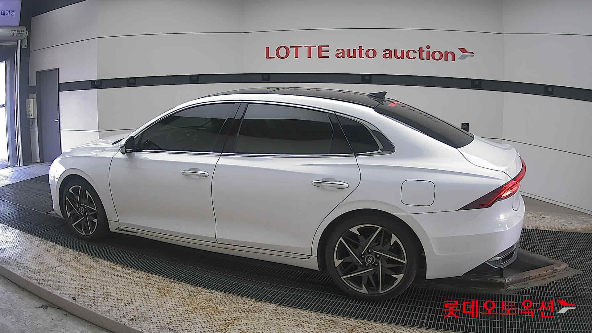 Hyundai Grandeur id 3822888 из Кореи 11