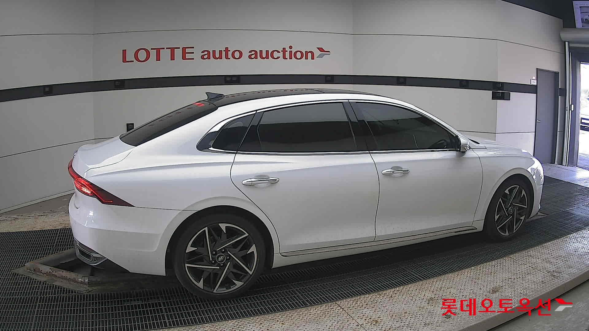 Hyundai Grandeur id 3822888 из Кореи 18