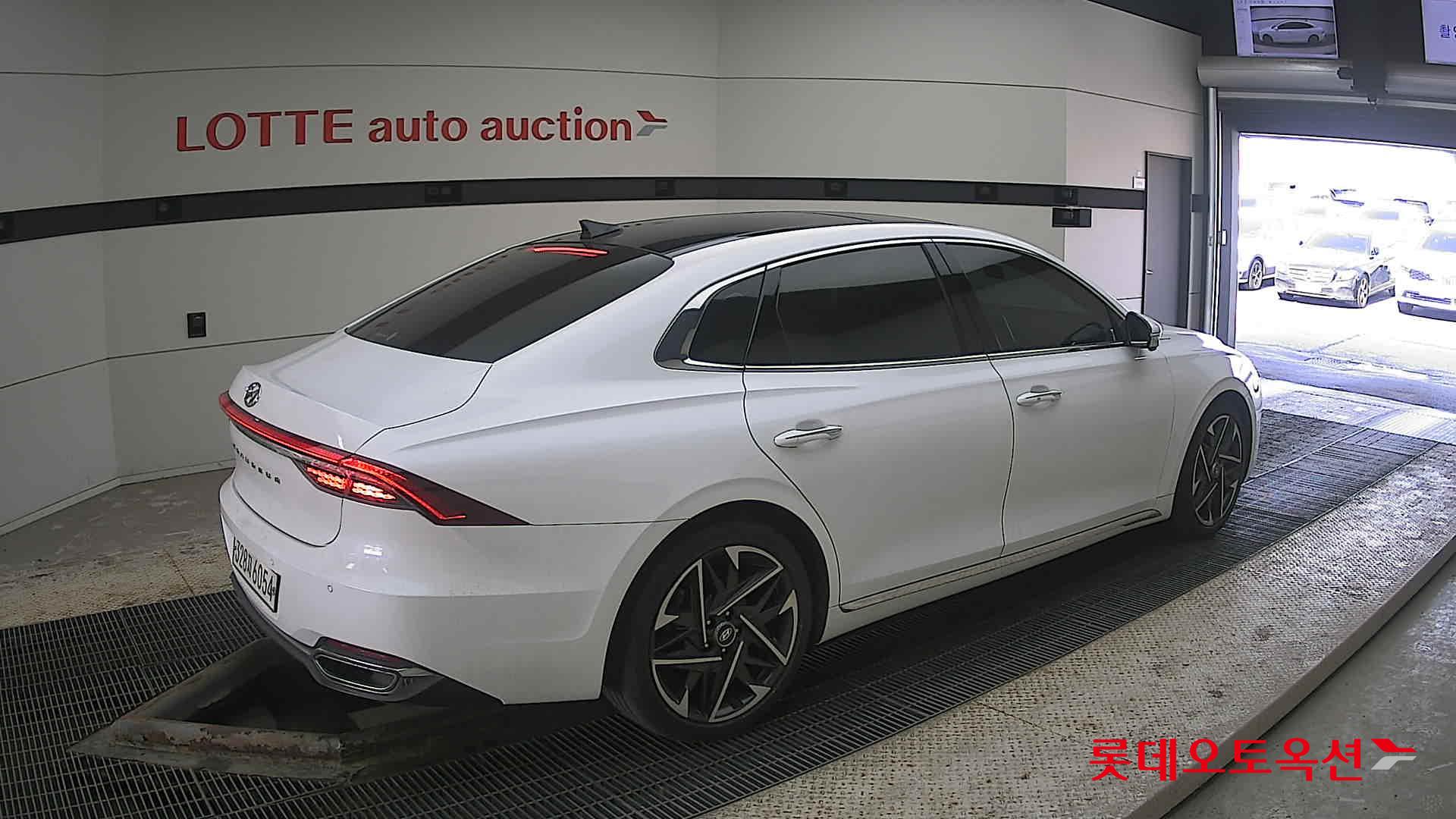 Hyundai Grandeur id 3822888 из Кореи 19