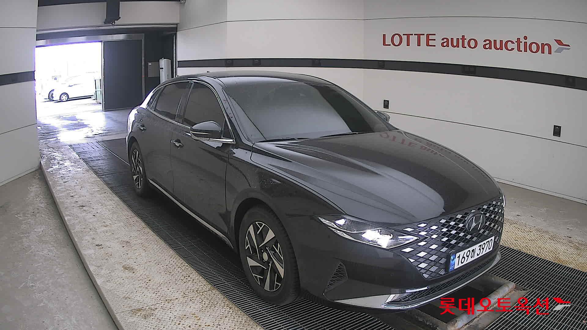 Hyundai Grandeur Hybrid 2022 Черный из Кореи, фото 2