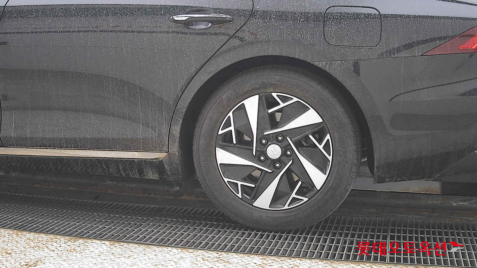 Hyundai Grandeur Hybrid id 3849317 из Кореи 22