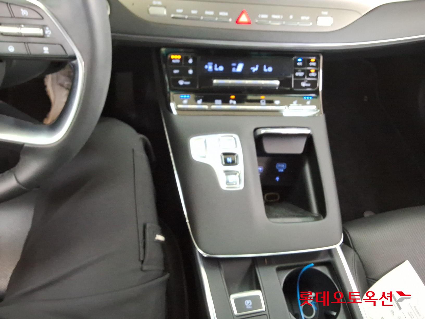 Hyundai Grandeur Hybrid id 3849317 из Кореи 33