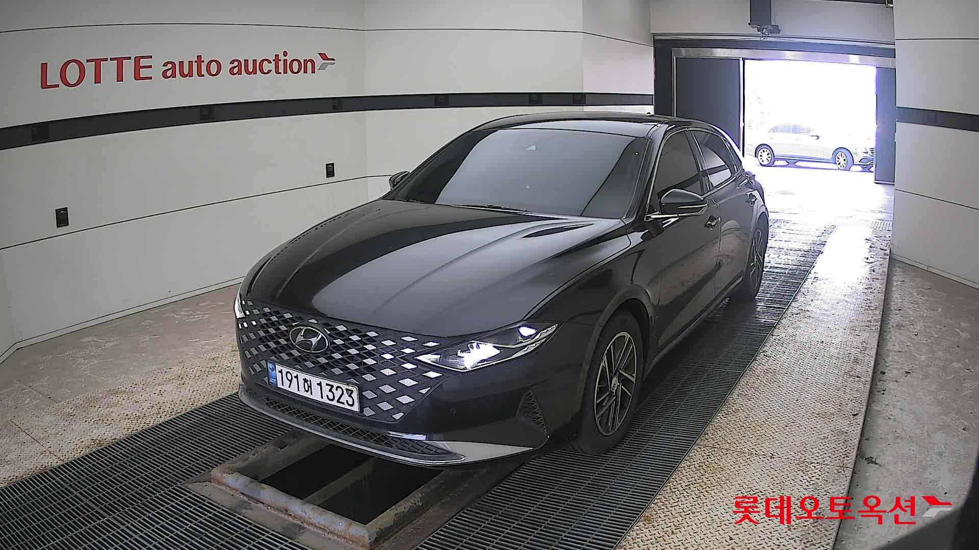 Hyundai Grandeur 2022 Черный из Кореи