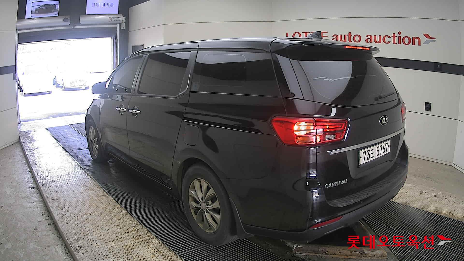 Kia Carnival 2019 Черный из Кореи, фото 6