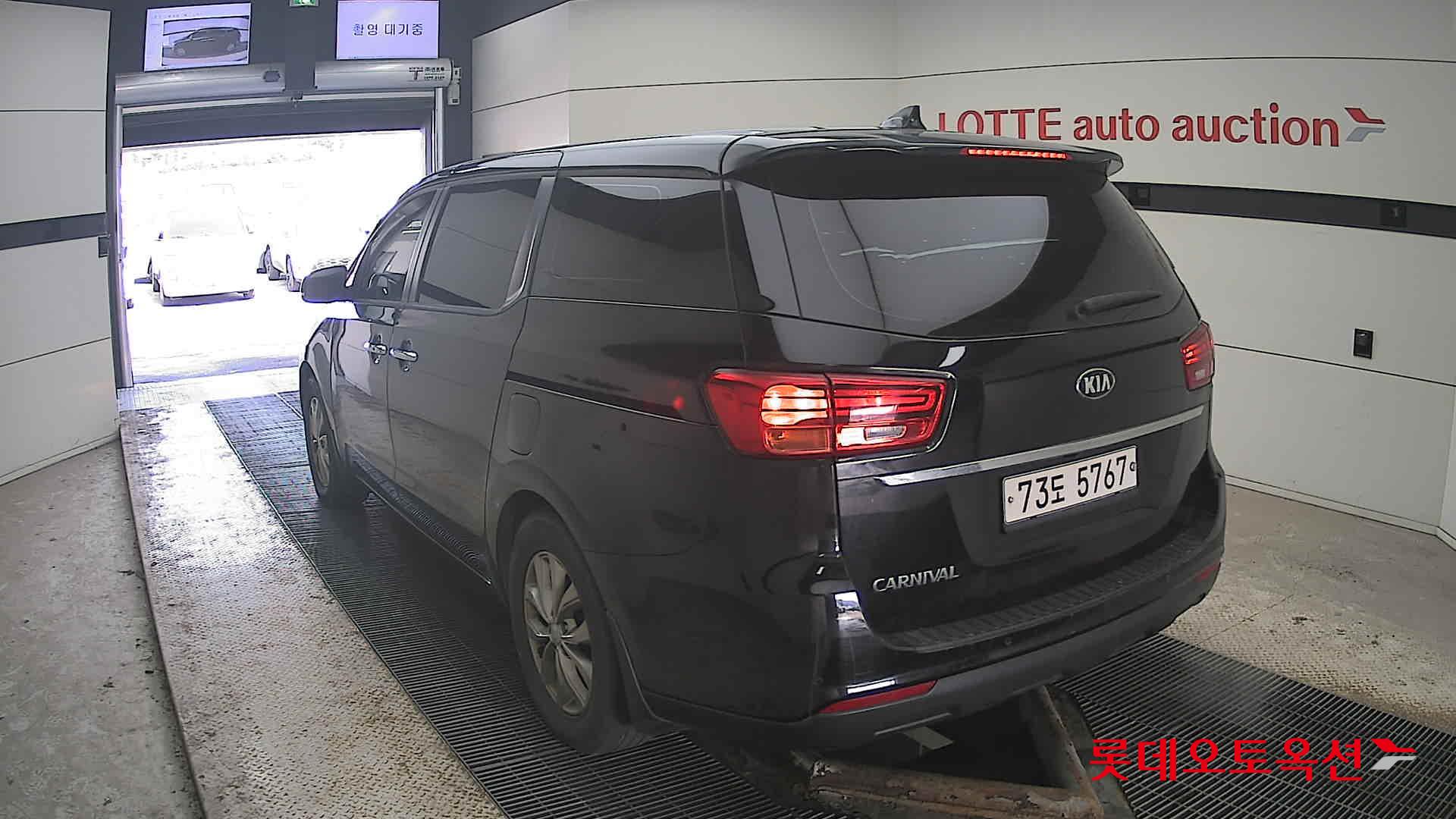 Kia Carnival id 3822947 из Кореи 9